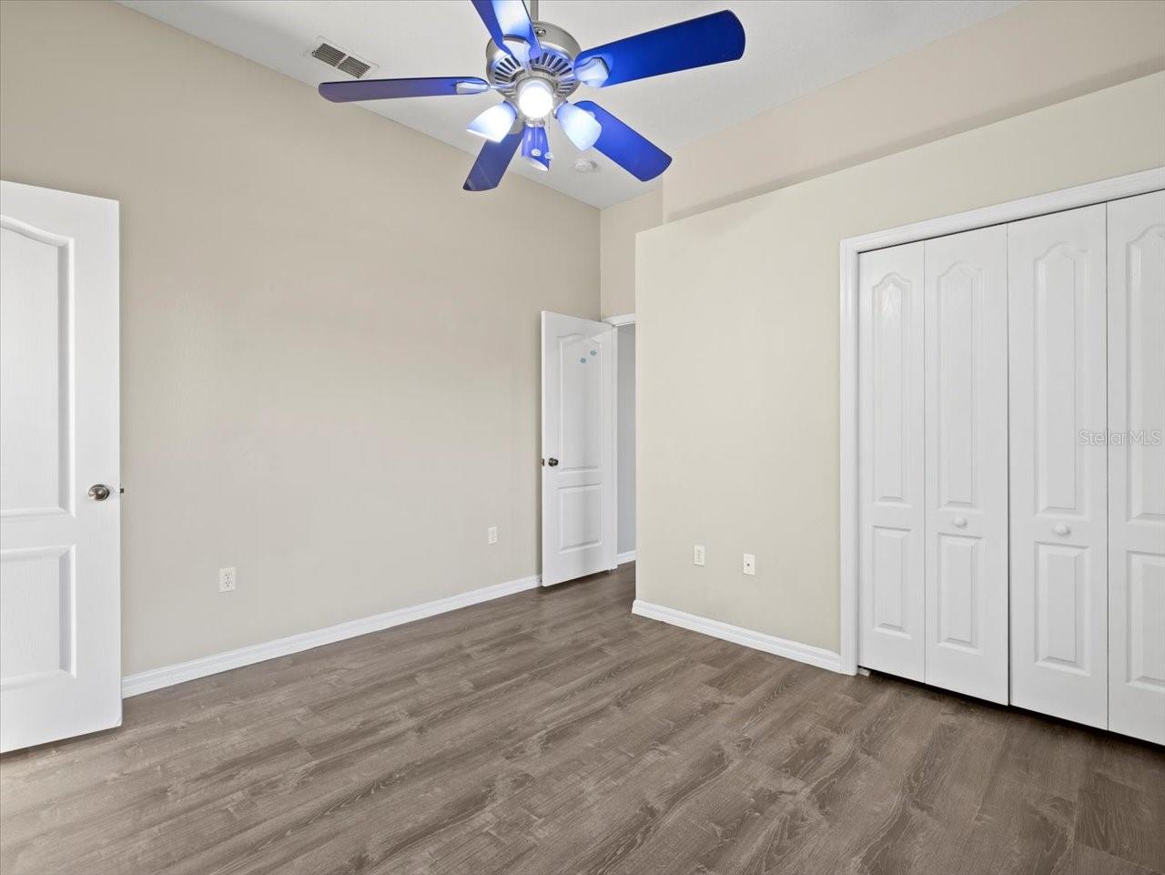 10307 RIDGE TOP LOOP, WEEKI WACHEE, FL — photo 40
