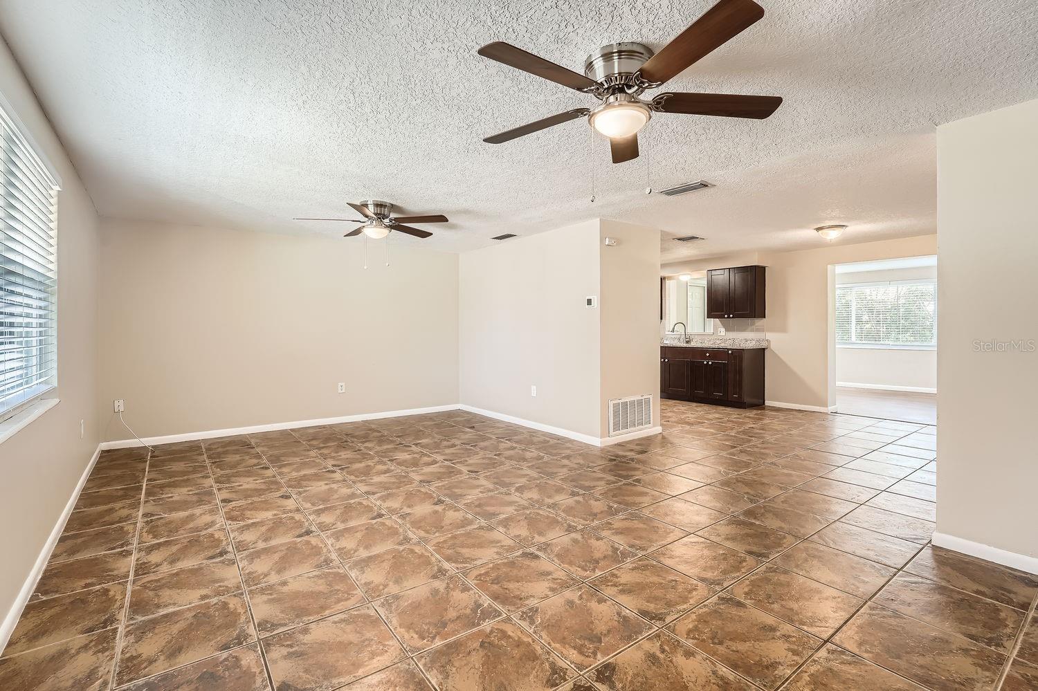 5023 THAMES DR, NEW PORT RICHEY, FL — photo 2