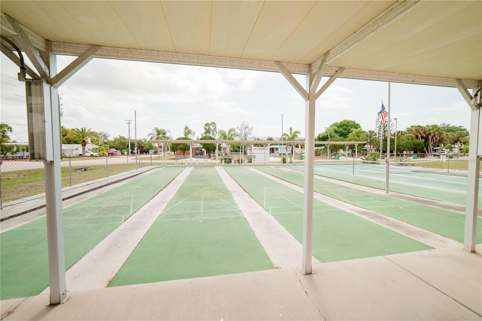 1384 FLAMINGO DR, ENGLEWOOD, FL — photo 15
