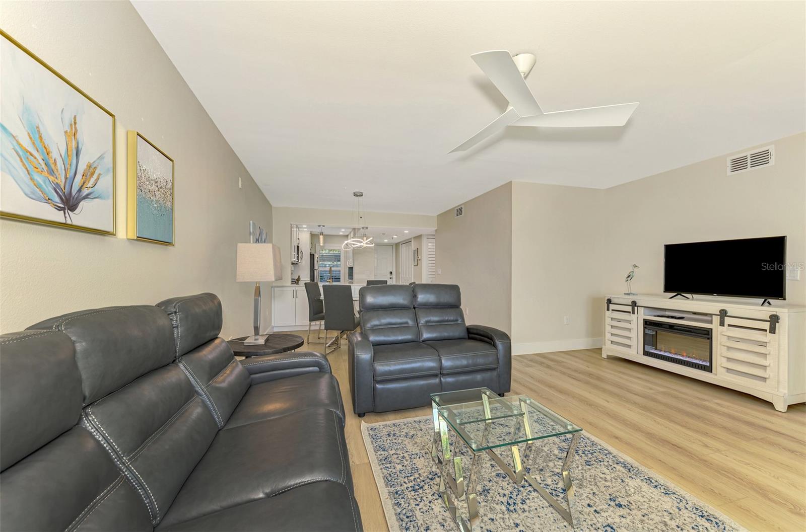 917 WEXFORD BLVD #917, VENICE, FL — photo 24