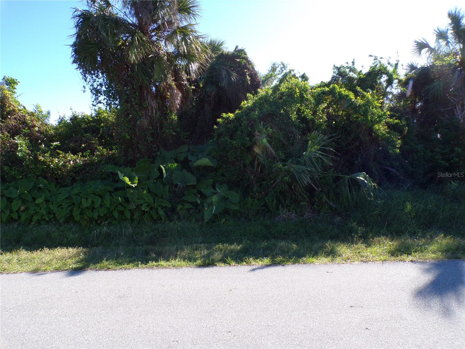 641 NORWOOD ST NW, PORT CHARLOTTE, FL