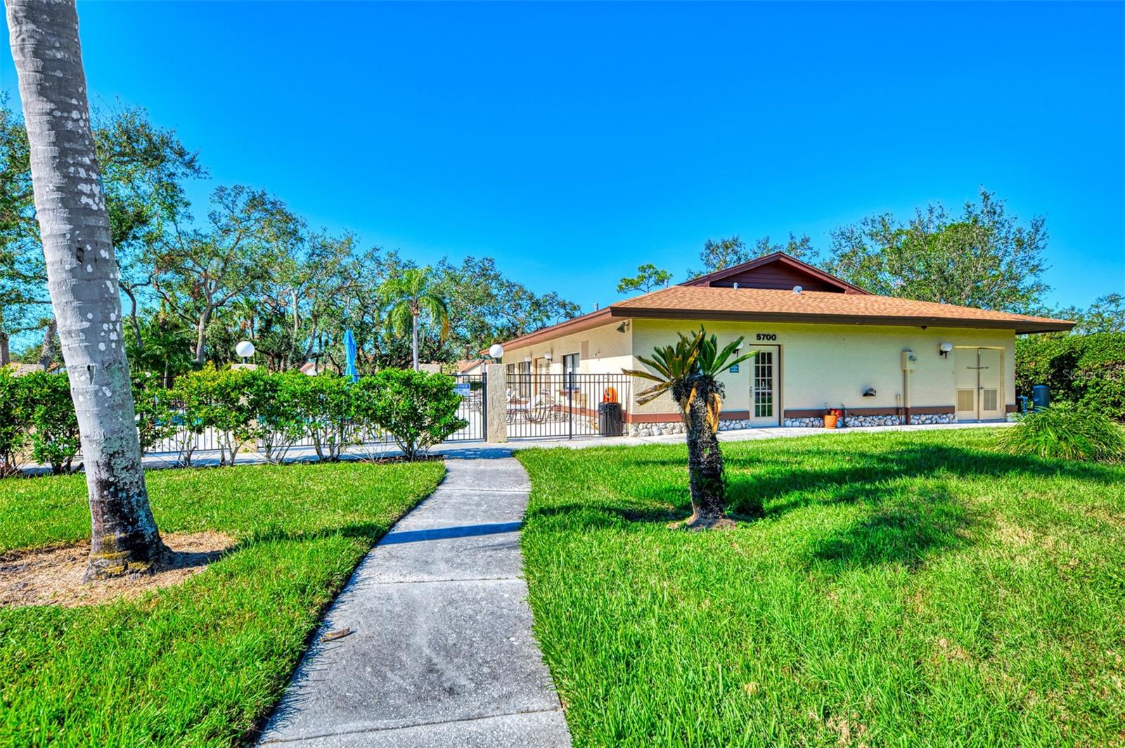 5761 AVISTA DR #5761, SARASOTA, FL — photo 104