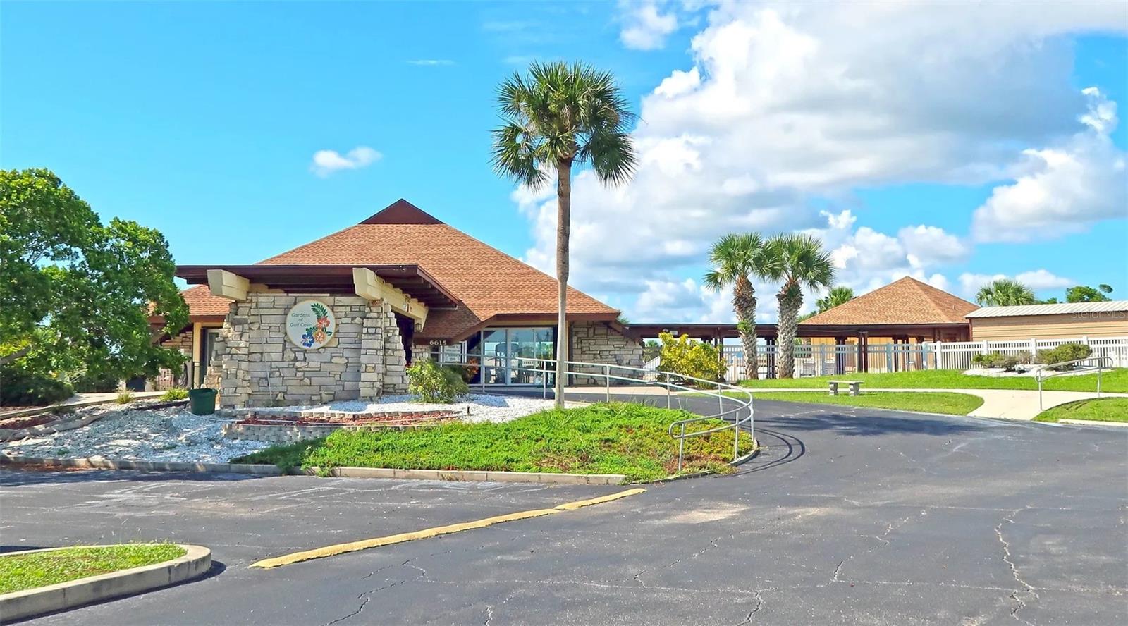 13479 NEWPORT AVE, PORT CHARLOTTE, FL — photo 42
