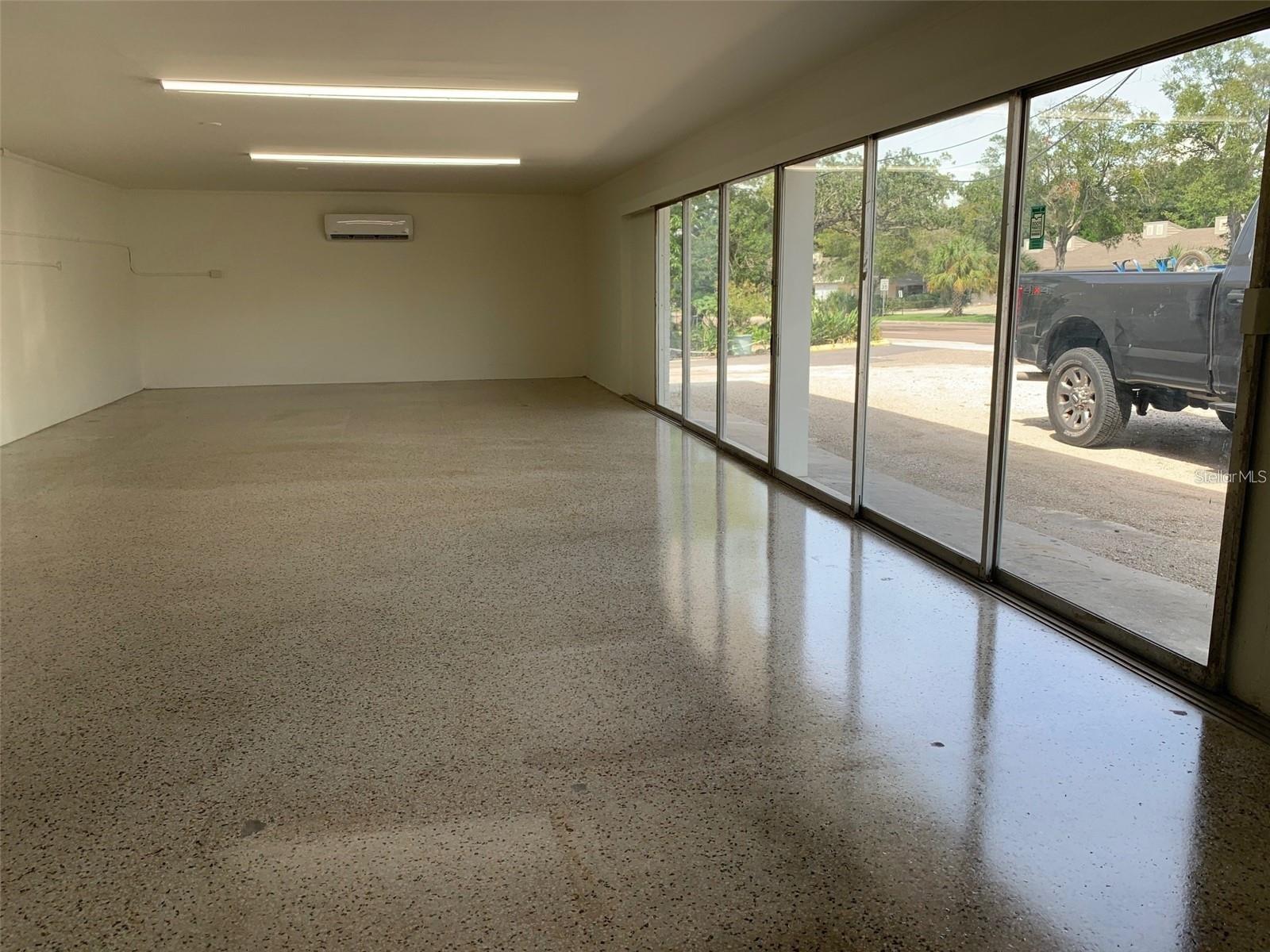 1100 S MYRTLE AVE, CLEARWATER, FL — photo 2