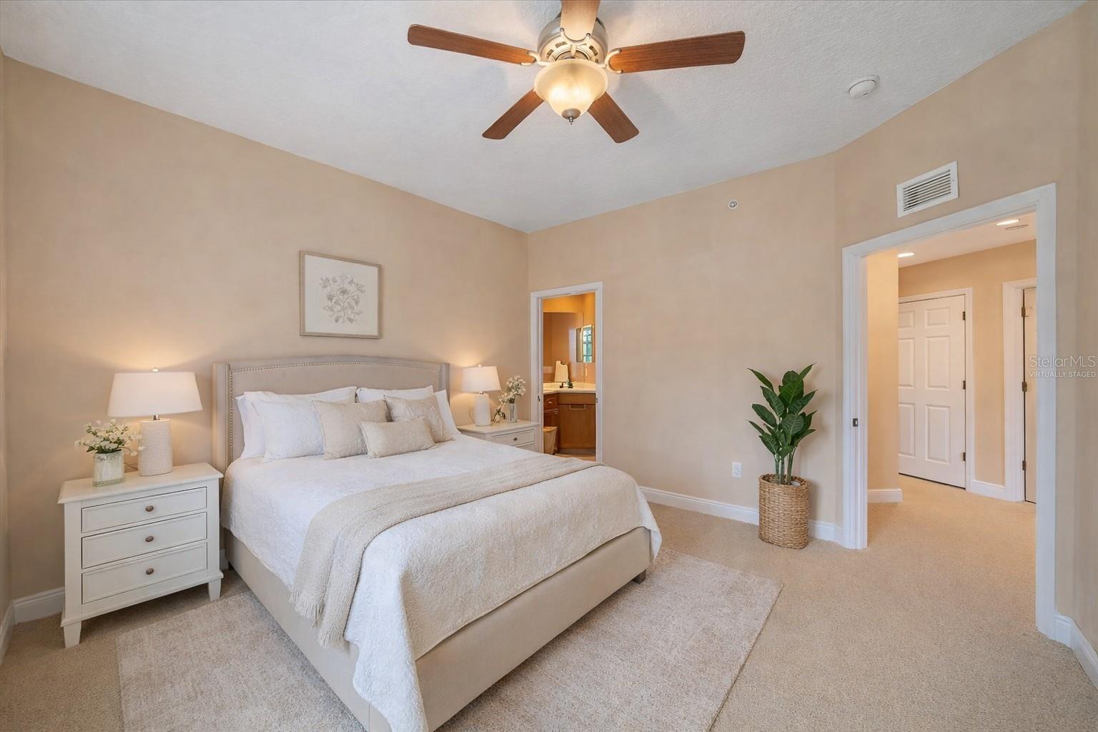 6482 WATERCREST WAY #204, LAKEWOOD RANCH, FL — photo 10