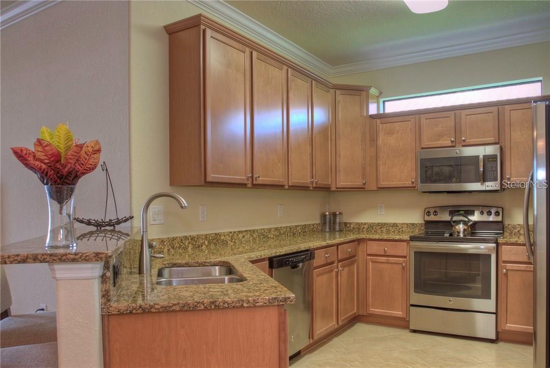 6627 CANDLESTICK DR, BRADENTON, FL — photo 13