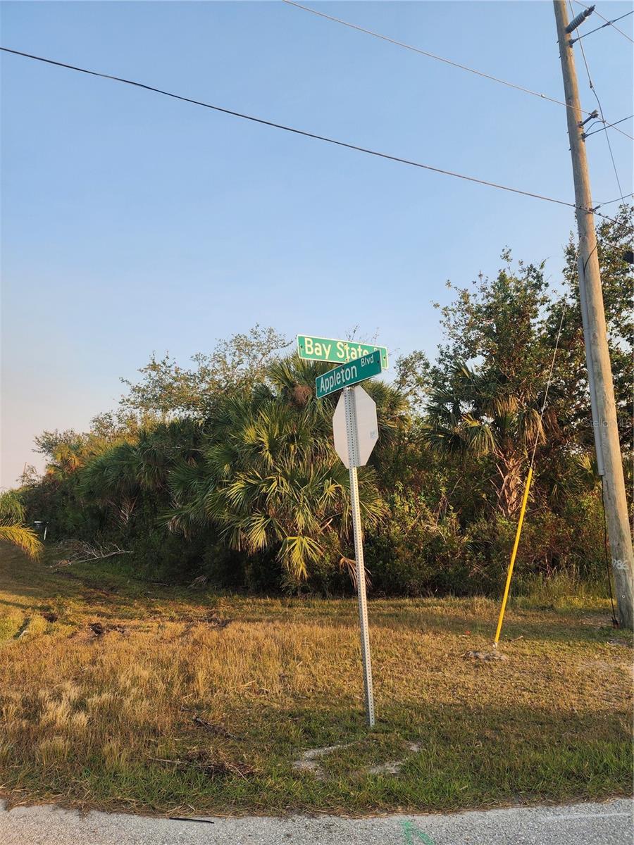 13369 APPLETON BLVD, PORT CHARLOTTE, FL — photo 4