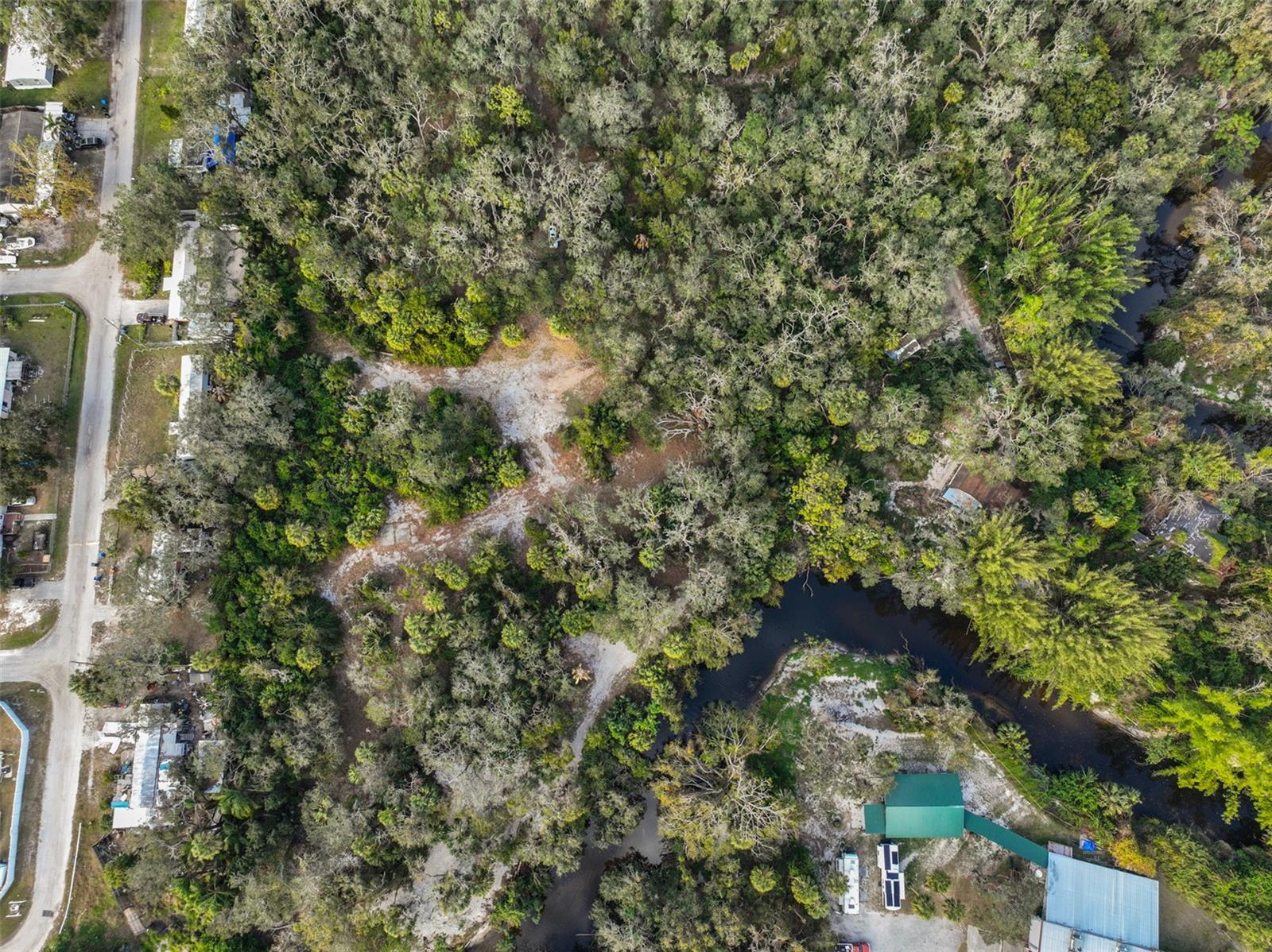 8839 RICHMOND ST, GIBSONTON, FL — photo 21