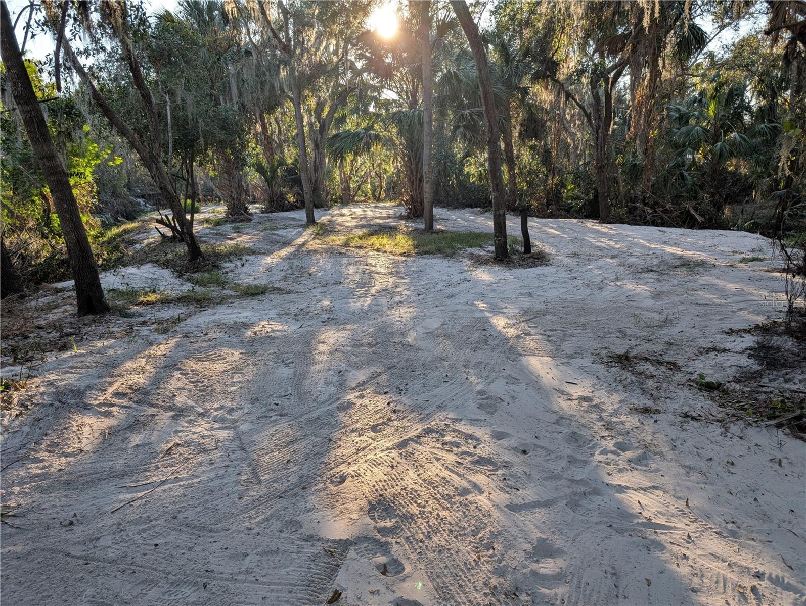 8839 RICHMOND ST, GIBSONTON, FL — photo 40