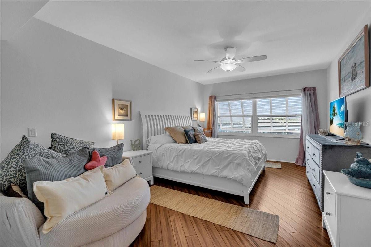 5621 GULF OF MEXICO DR #102, LONGBOAT KEY, FL — photo 28