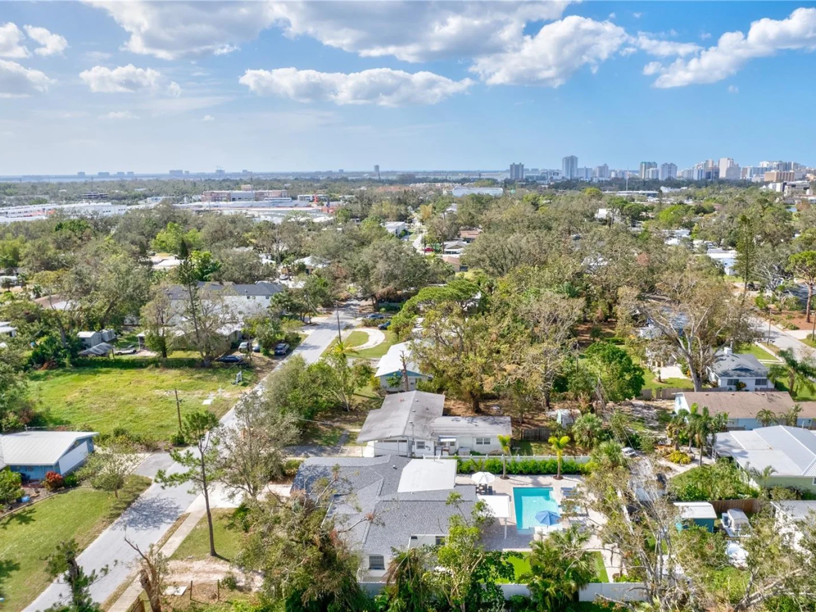 2365 BAY ST, SARASOTA, FL — photo 41