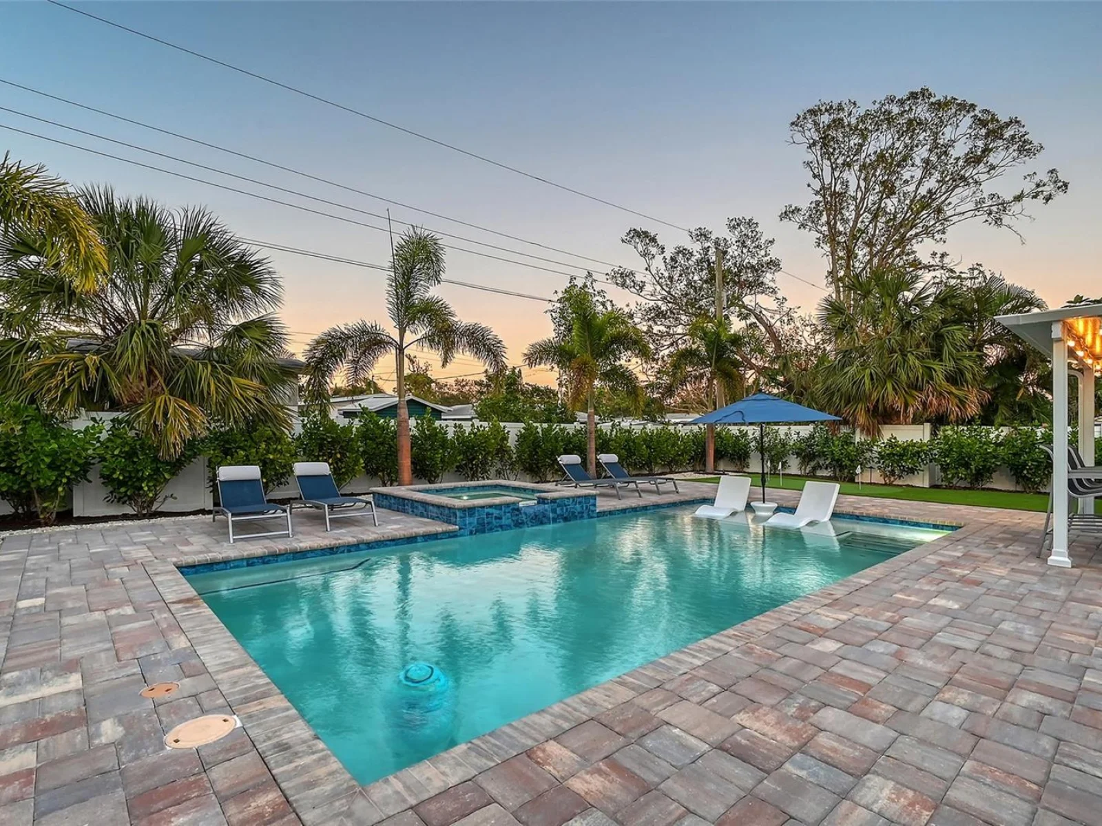 2365 BAY ST, SARASOTA, FL — photo 59