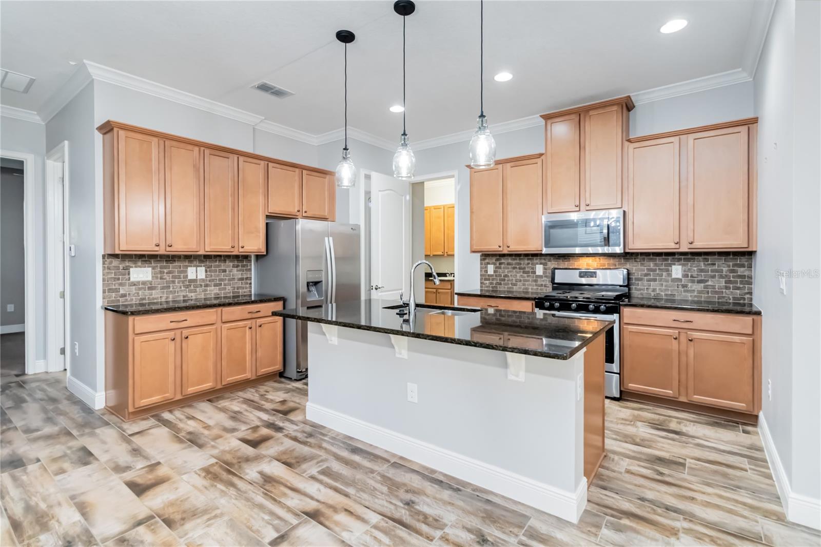2482 YELLOW BRICK RD, ST CLOUD, FL — photo 12