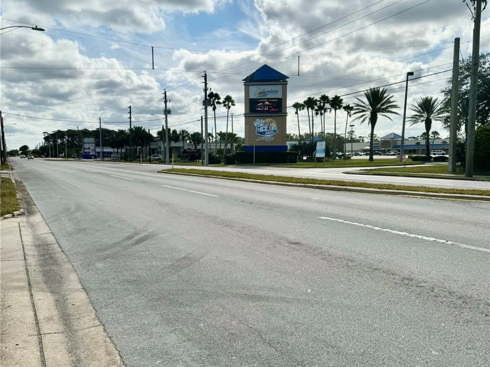 2335 S RIDGEWOOD AVE, SOUTH DAYTONA, FL — photo 8