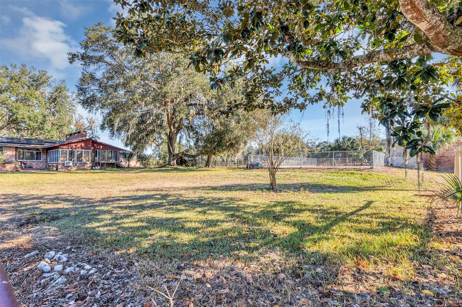 208 NE 70TH ST, OCALA, FL — photo 4