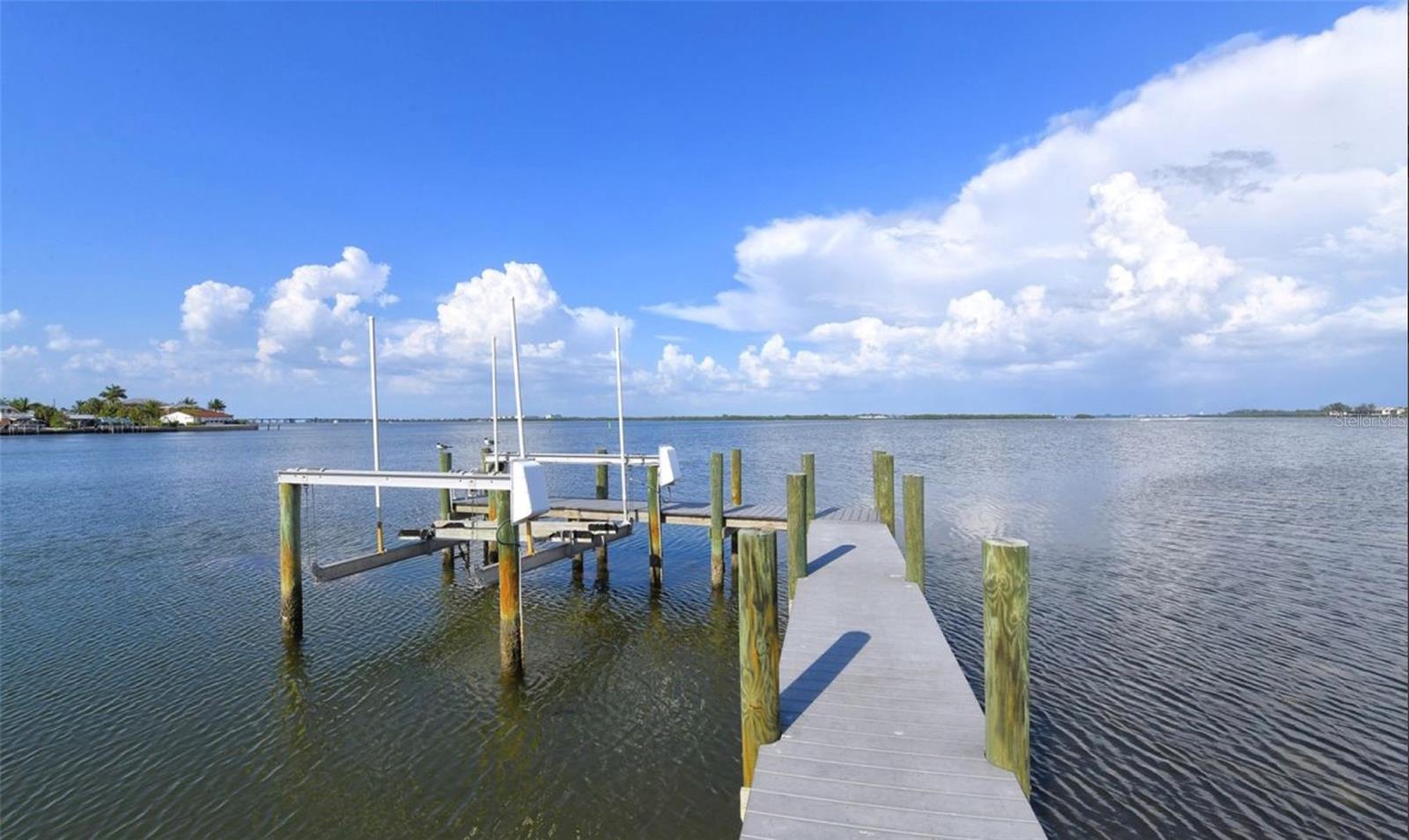 2516 AVENUE A, BRADENTON BEACH, FL — photo 19