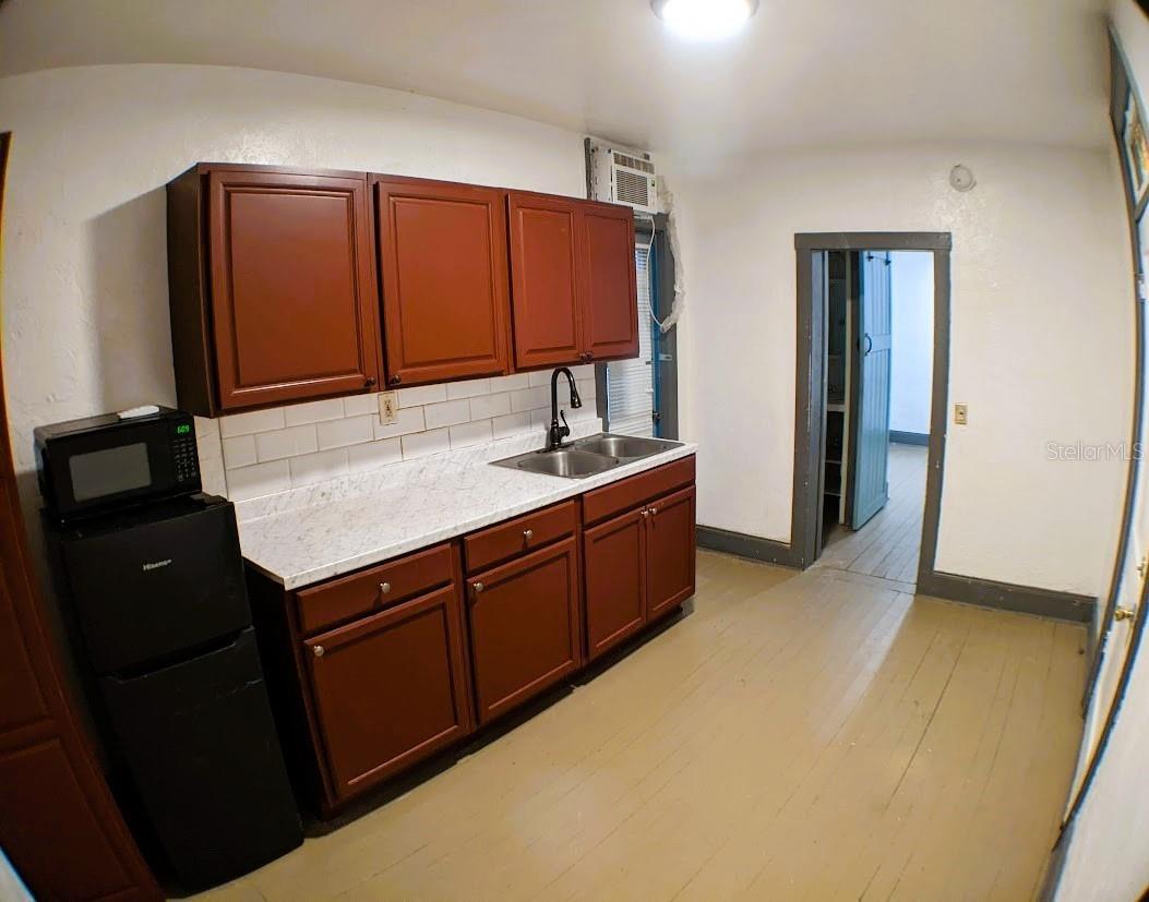 401 COLONIA LN E #10, NOKOMIS, FL — photo 8