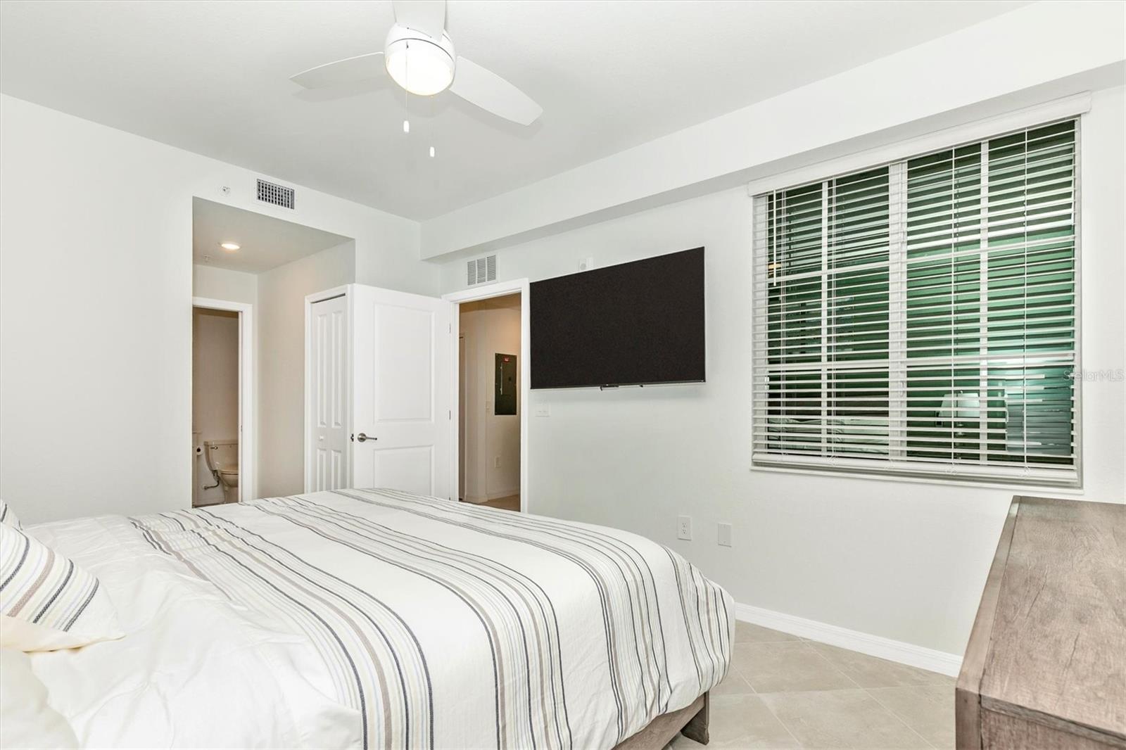 17565 OPAL SAND DR #102, VENICE, FL — photo 29