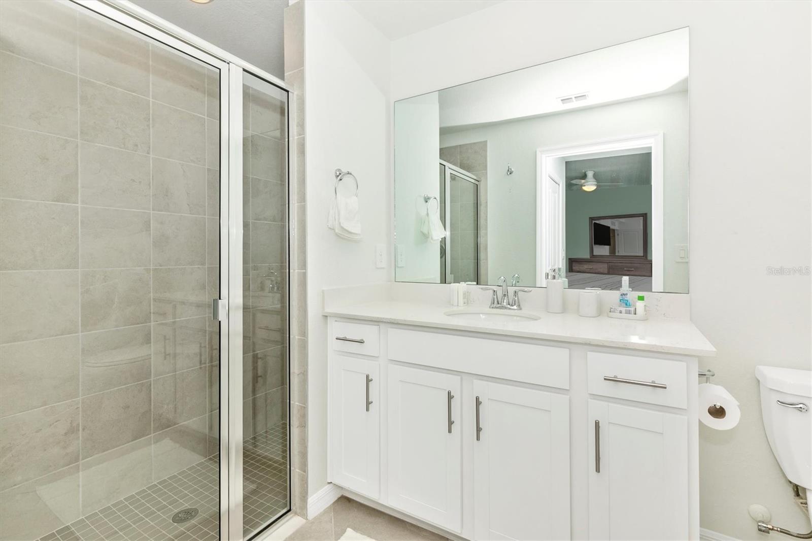 17565 OPAL SAND DR #102, VENICE, FL — photo 33