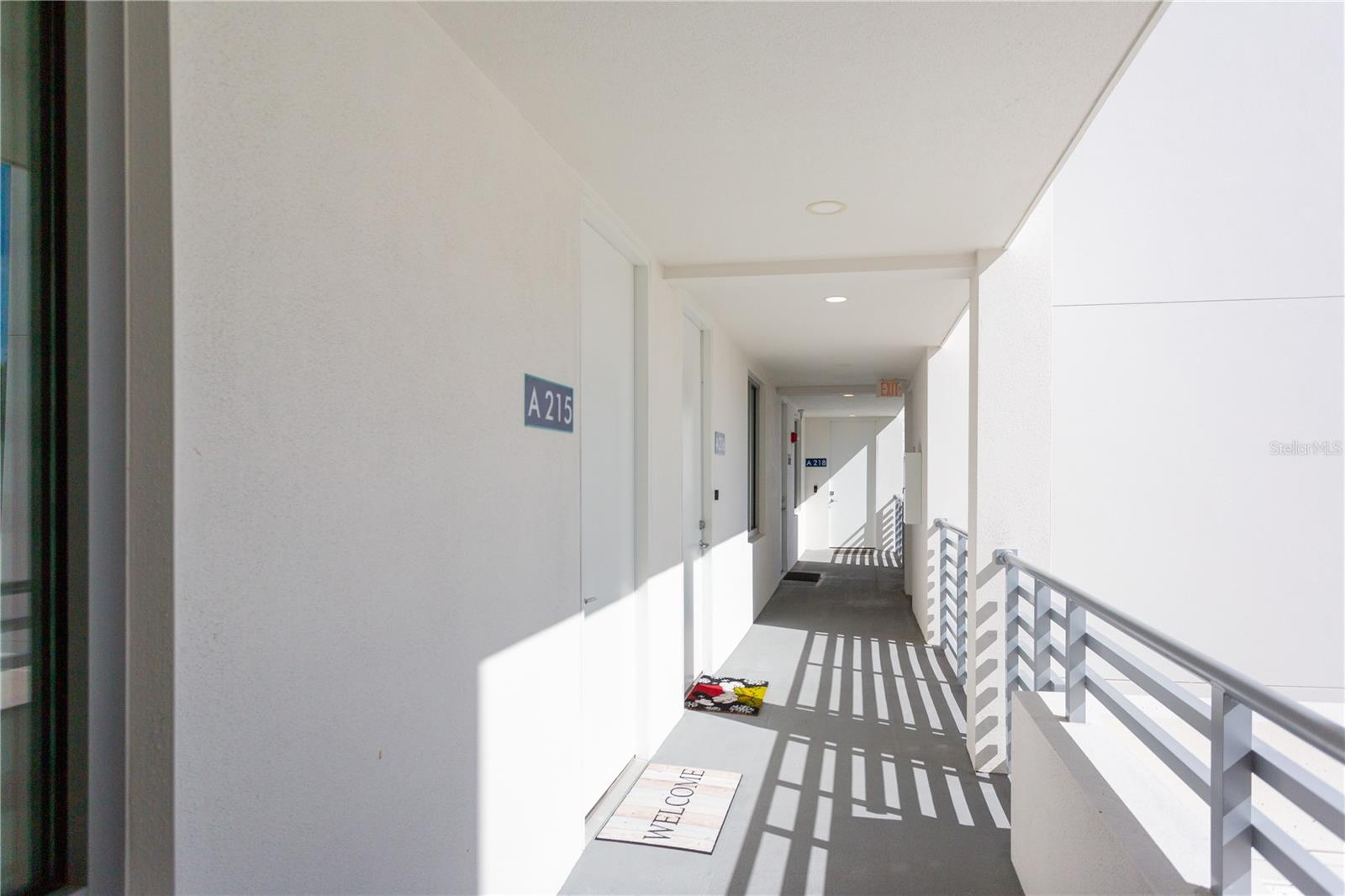 1709 N TAMIAMI TRL #215, SARASOTA, FL — photo 3