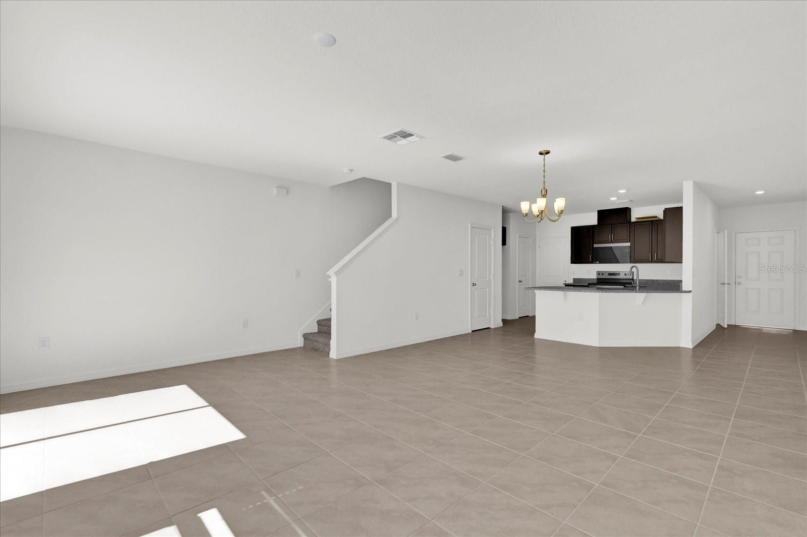 375 SEQUOIA DR, LAKE WALES, FL — photo 2