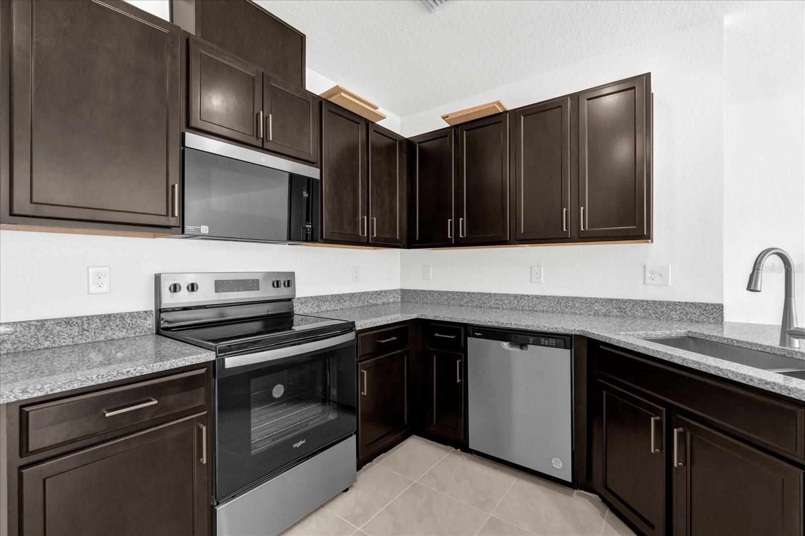 375 SEQUOIA DR, LAKE WALES, FL — photo 4