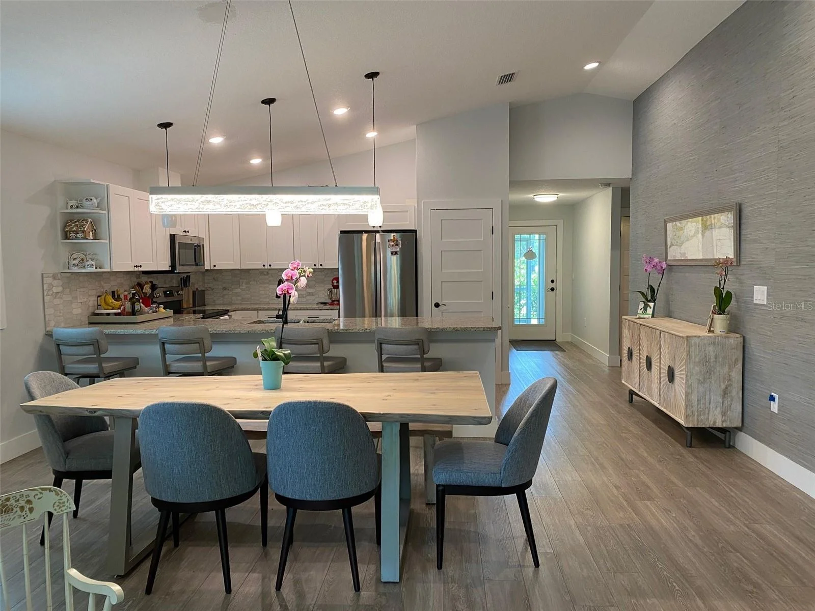 2933 MAIDEN LN, SARASOTA, FL — photo 3