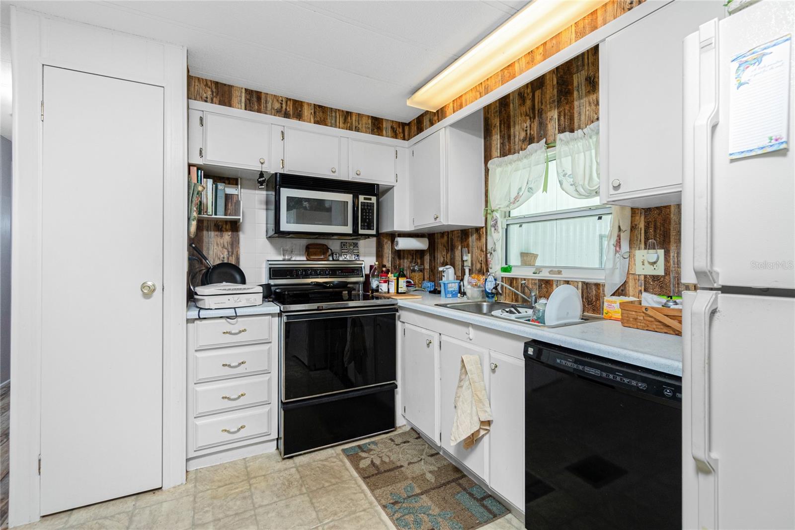 7474 FULMAR AVE, PORT CHARLOTTE, FL — photo 3