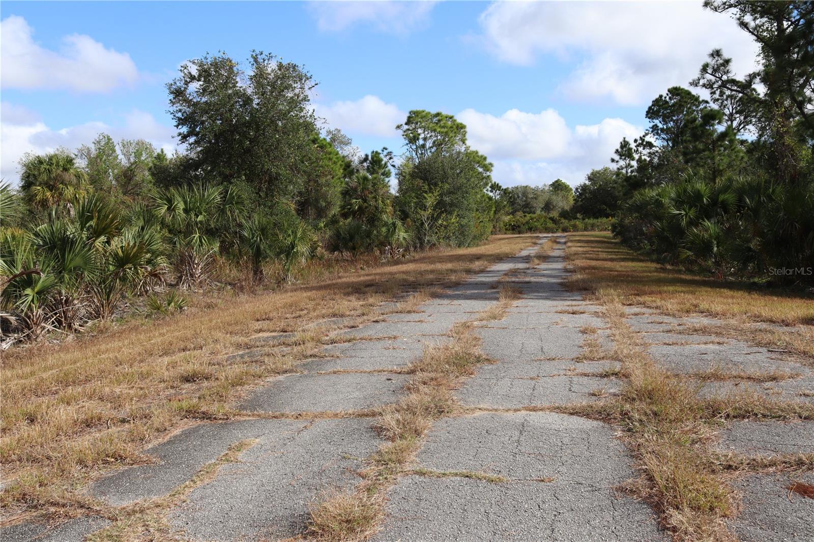 PATRIOT CIR, NORTH PORT, FL — photo 17