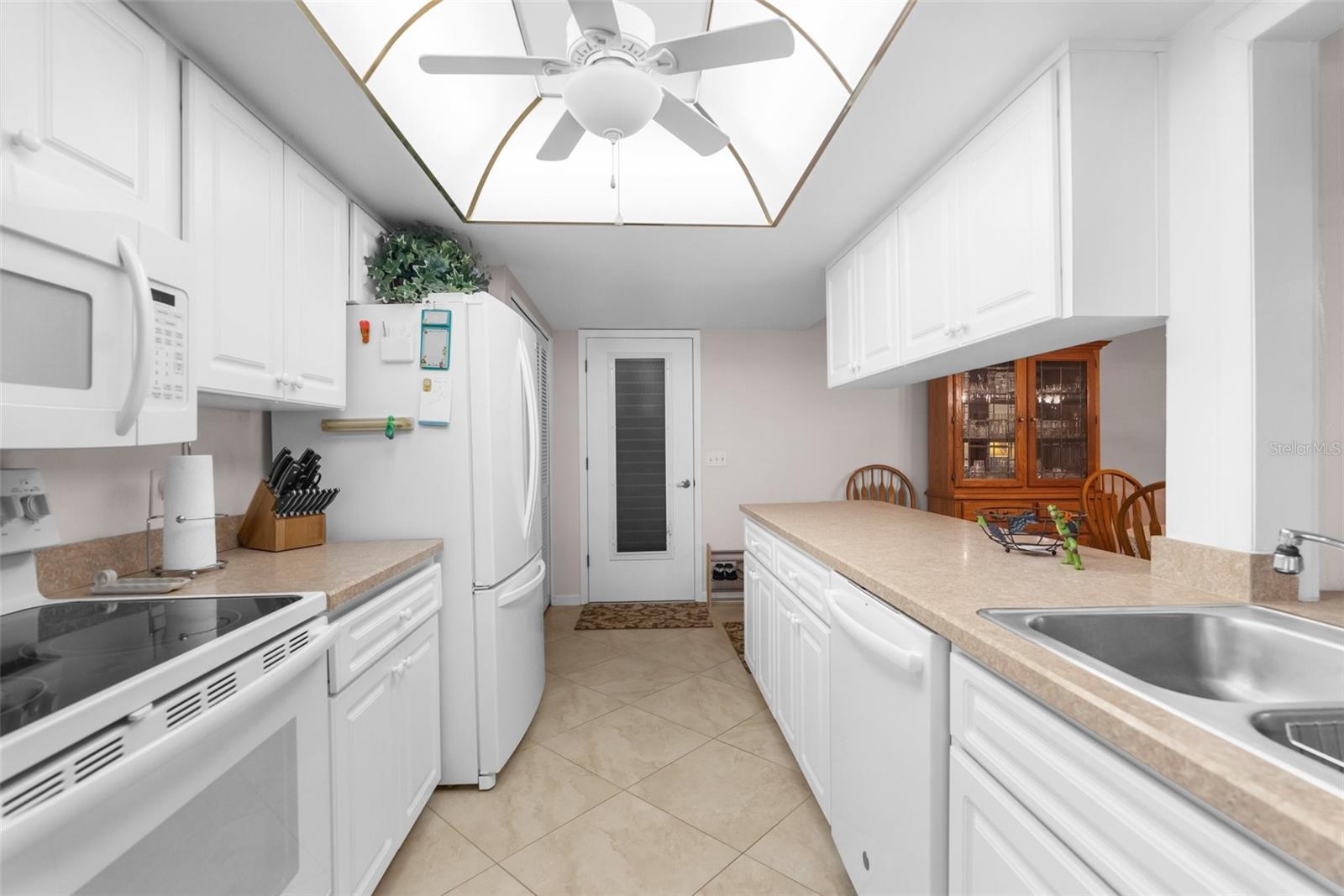 6409 WEDGEWOOD DR, SPRING HILL, FL — photo 15