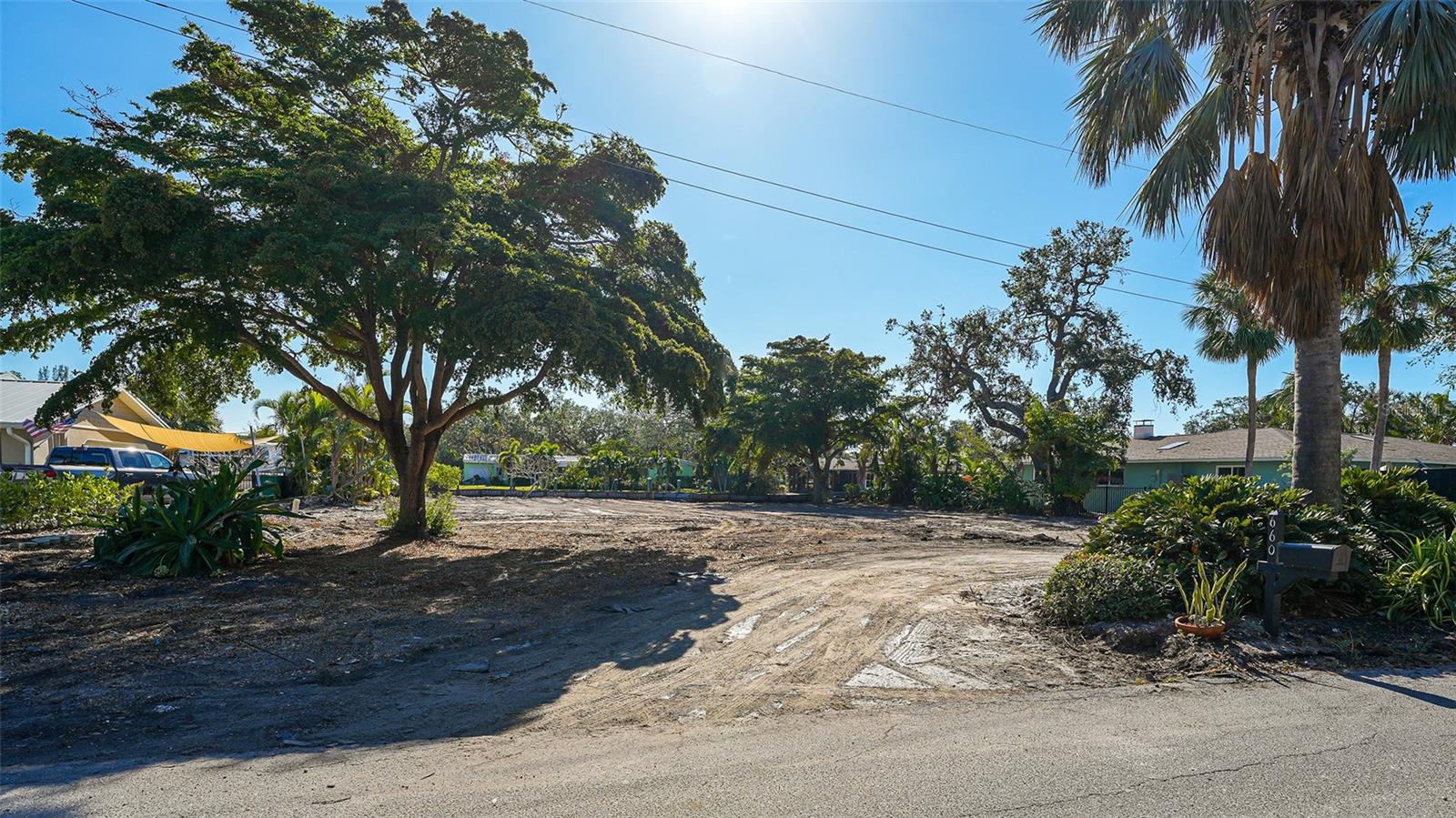 660 LONGVIEW DR, LONGBOAT KEY, FL — photo 3