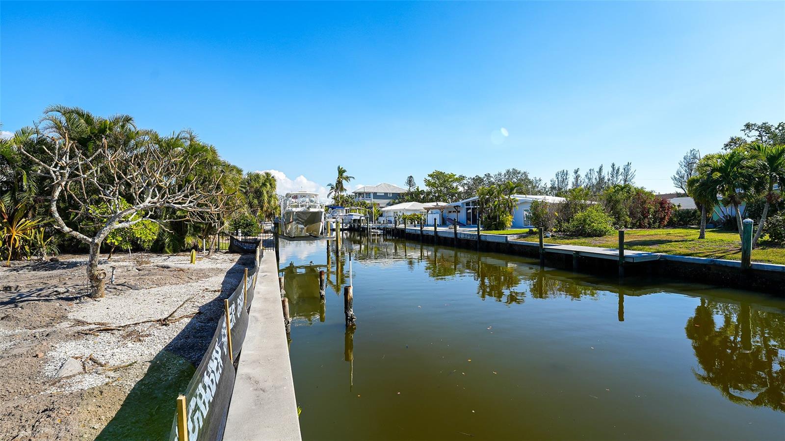 660 LONGVIEW DR, LONGBOAT KEY, FL — photo 11
