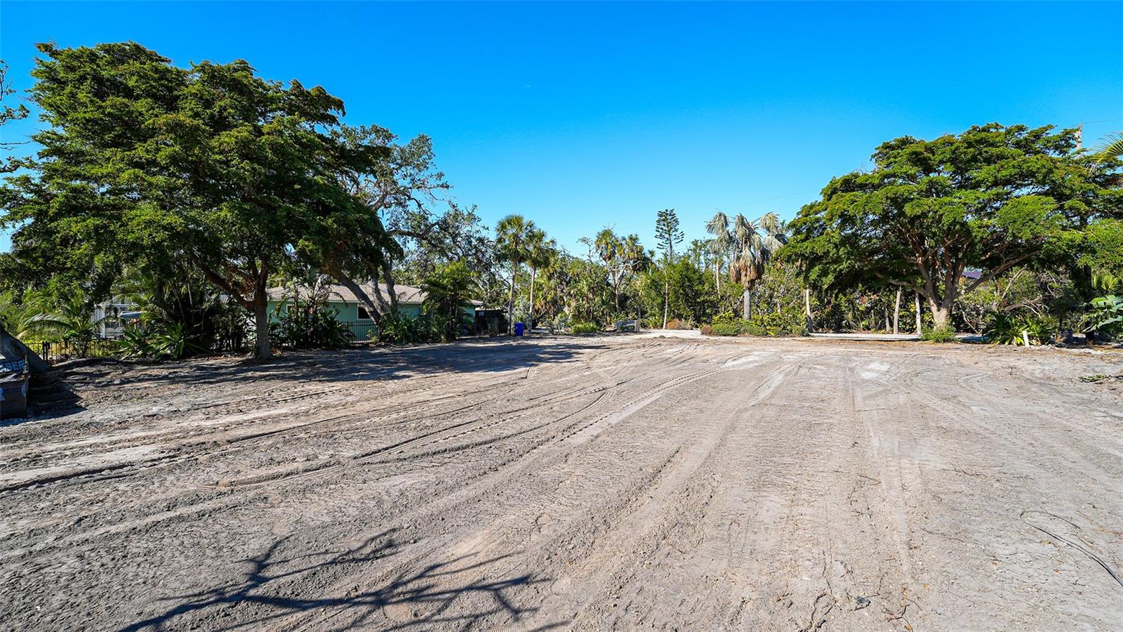 660 LONGVIEW DR, LONGBOAT KEY, FL — photo 14