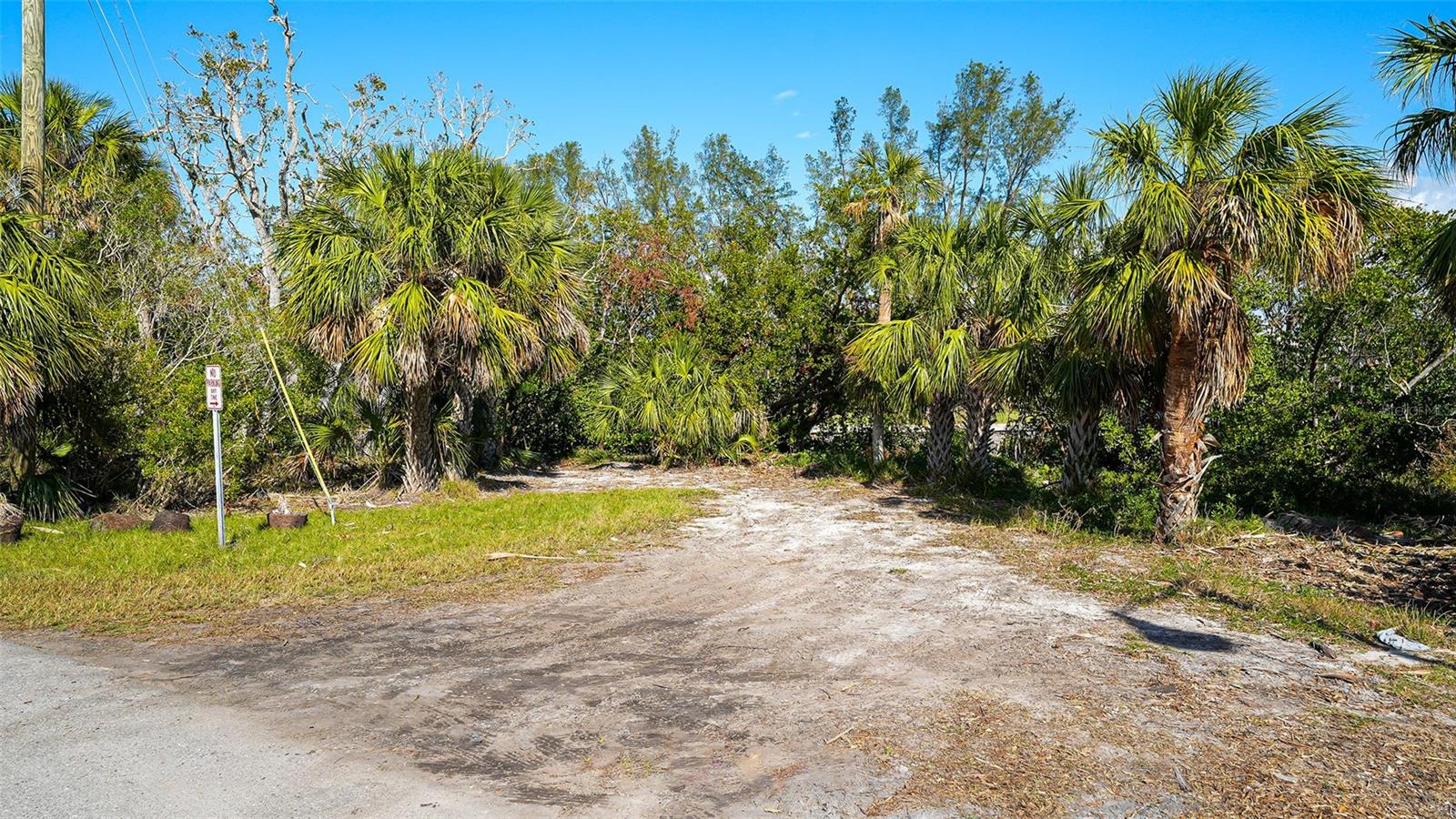 660 LONGVIEW DR, LONGBOAT KEY, FL — photo 25