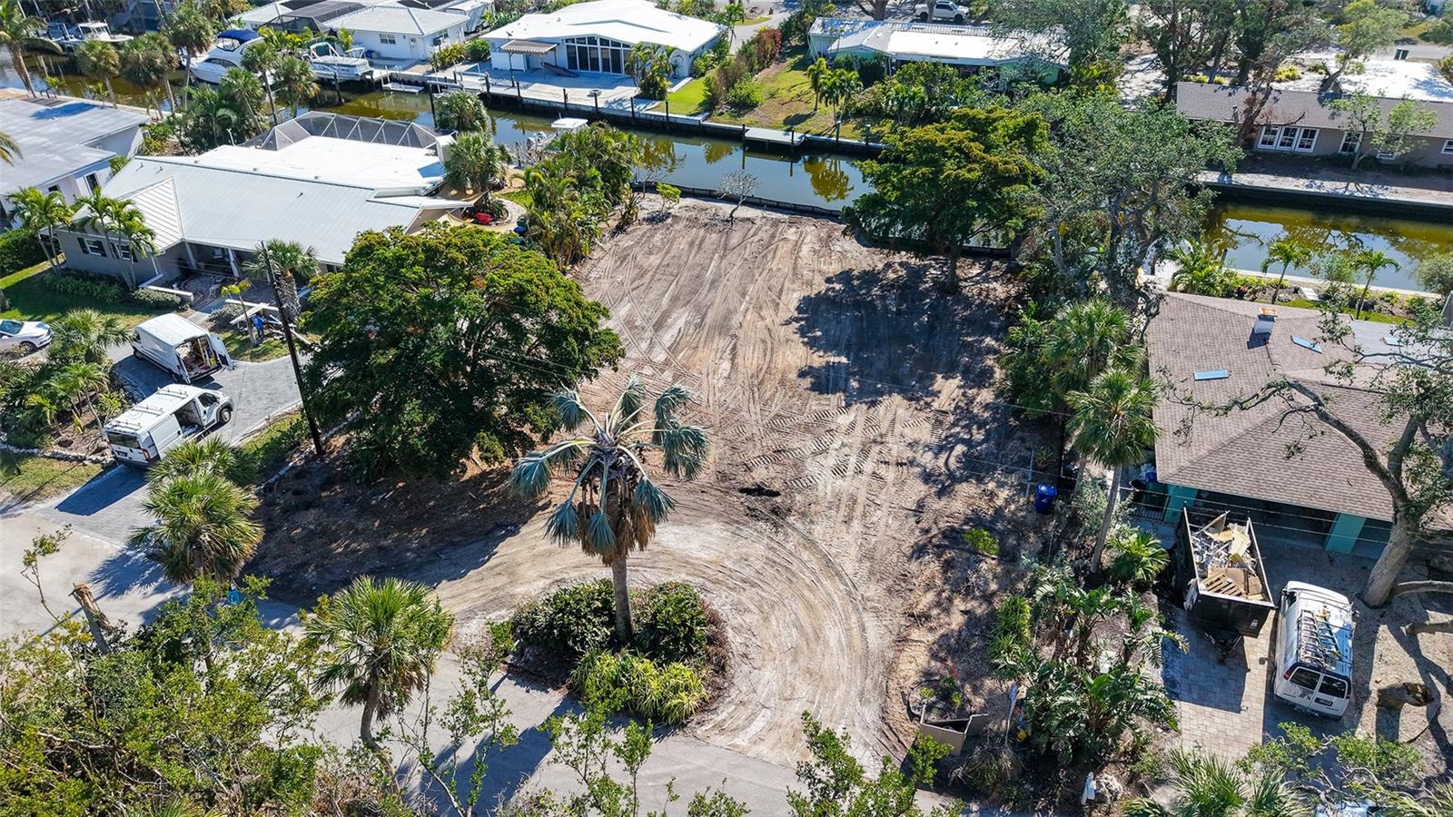 660 LONGVIEW DR, LONGBOAT KEY, FL — photo 28