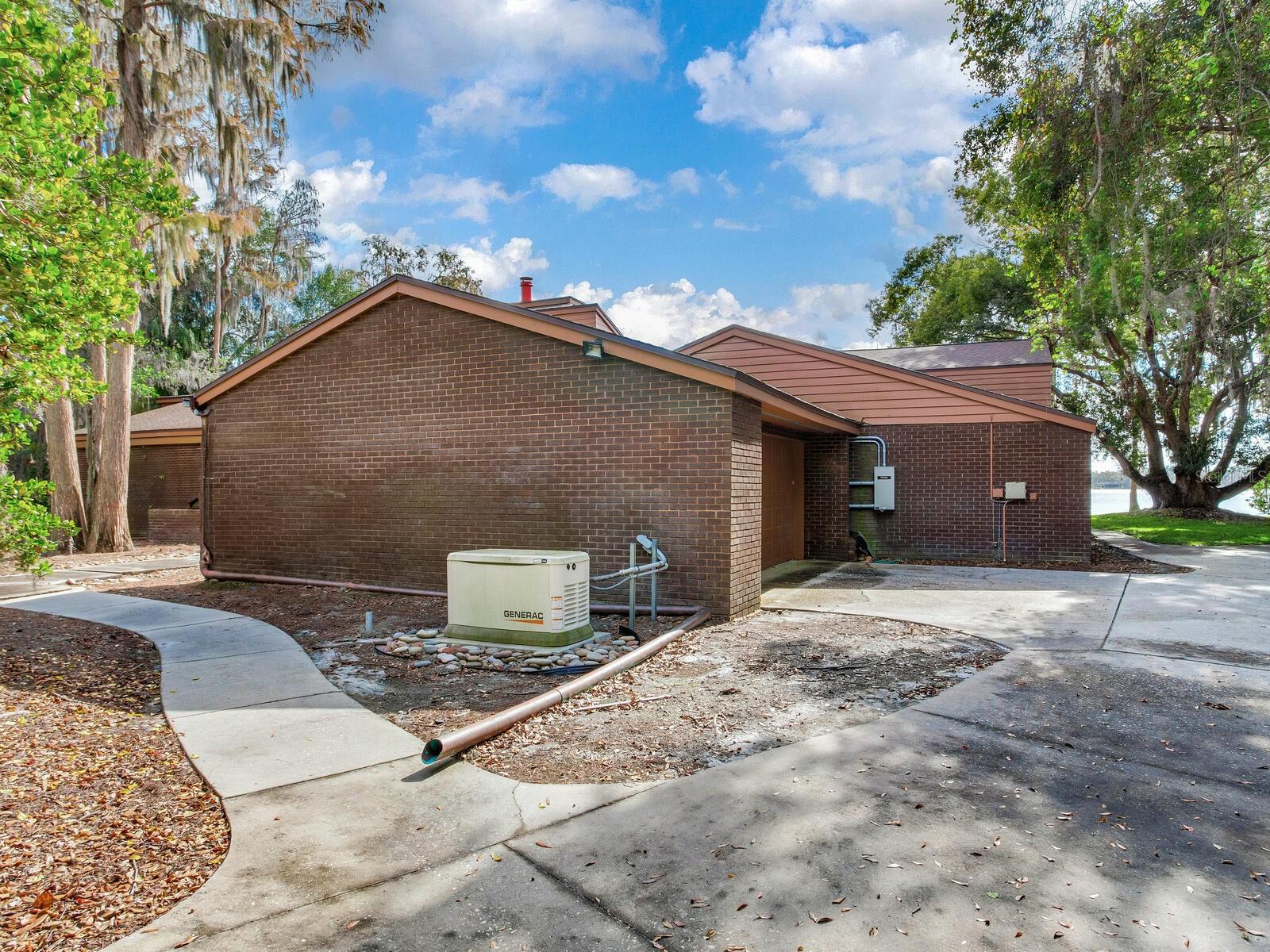18120 WAYNE RD, ODESSA, FL — photo 95