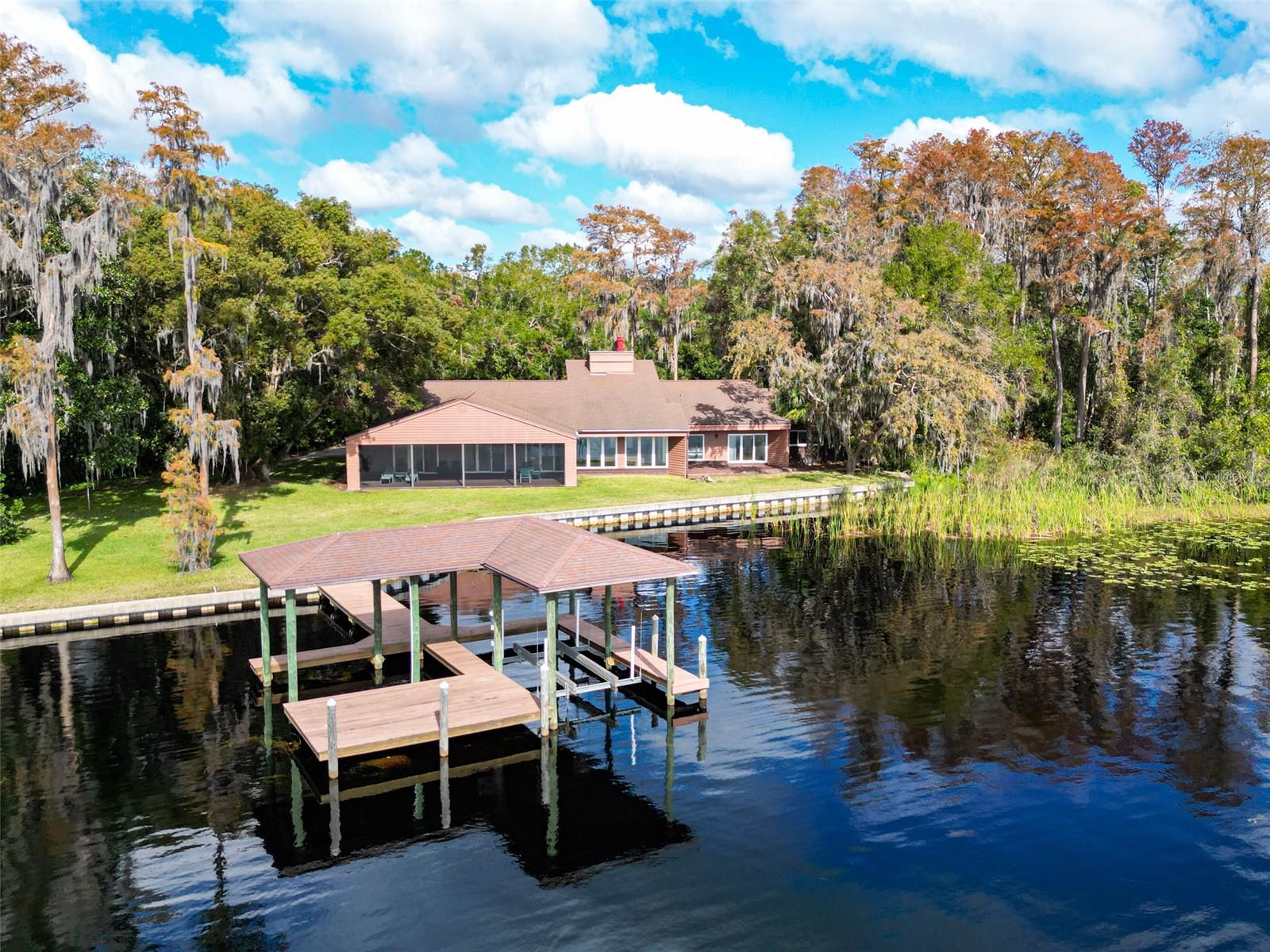 18120 WAYNE RD, ODESSA, FL