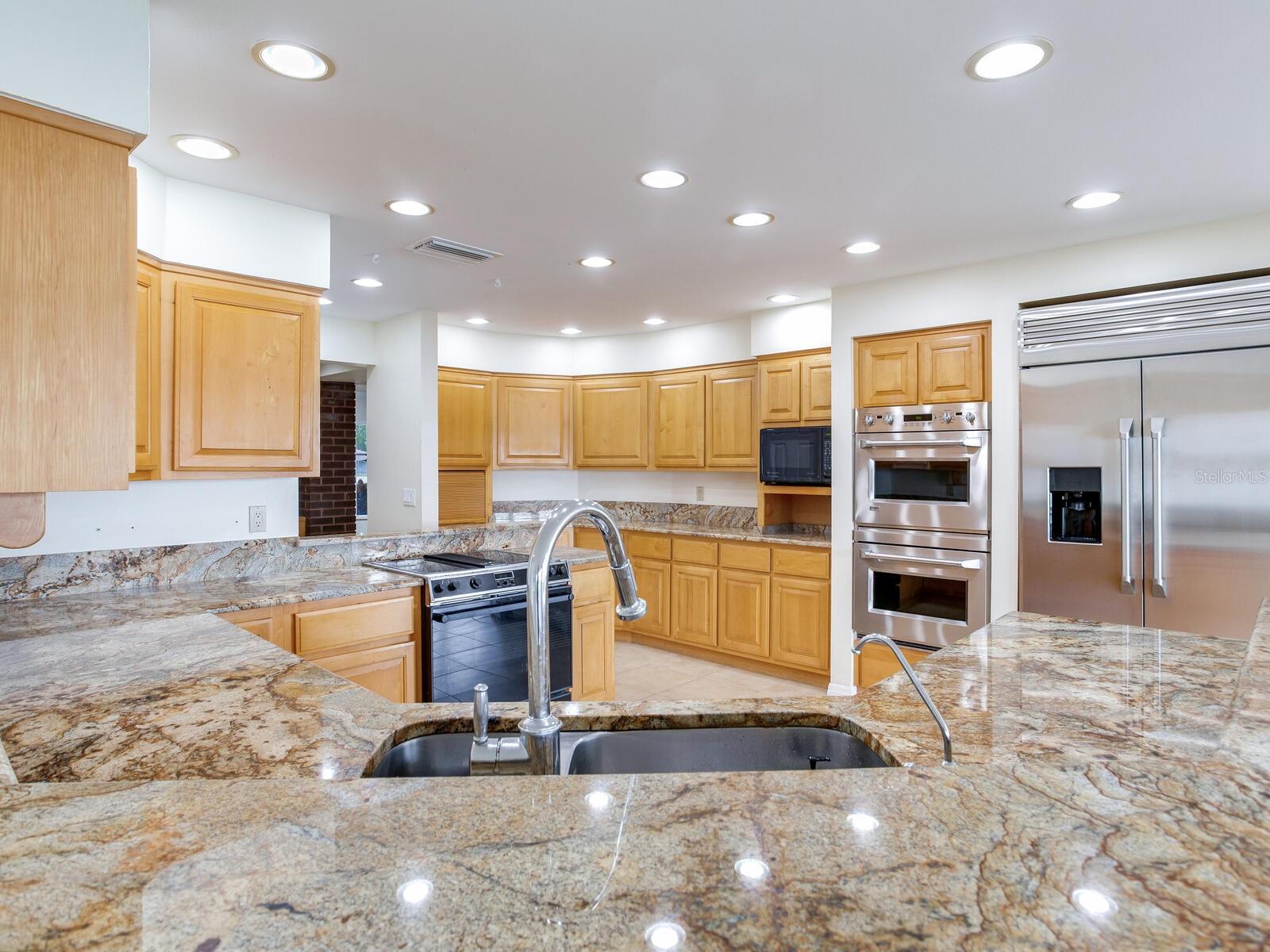 18120 WAYNE RD, ODESSA, FL — photo 31