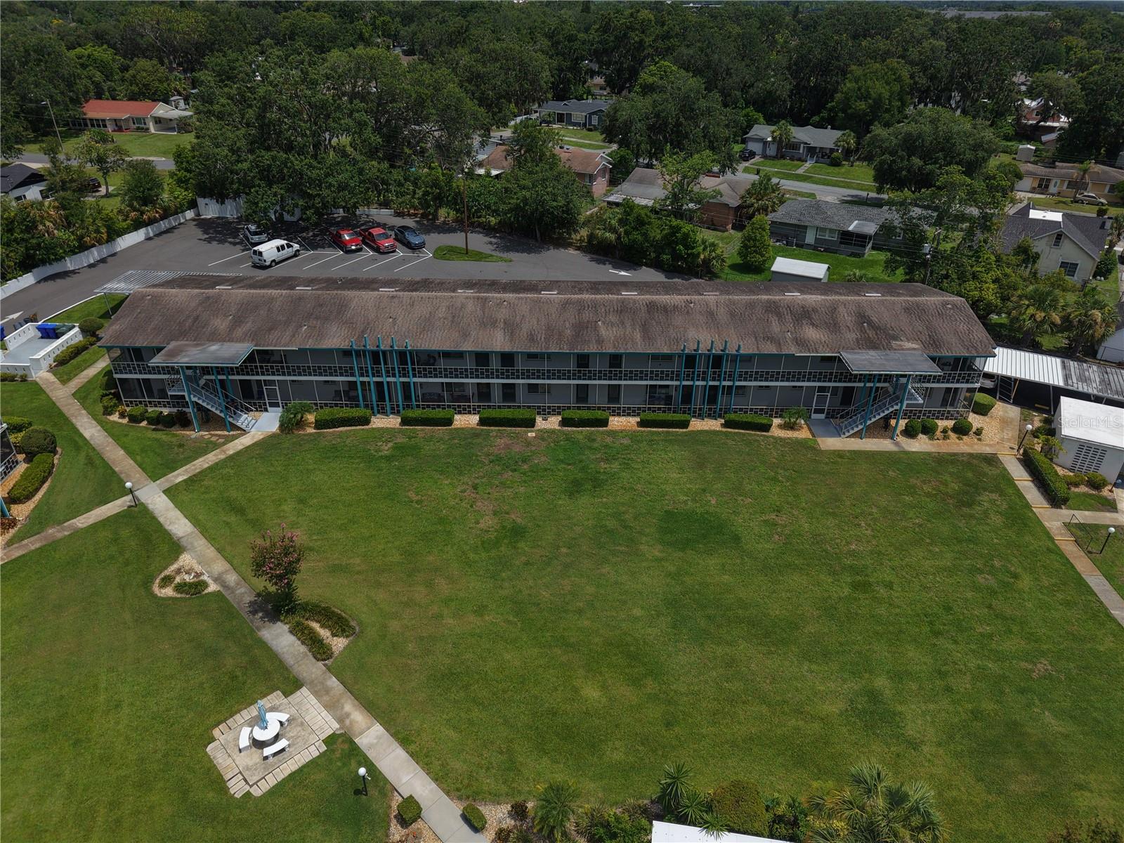 1600 W LAKE PARKER DR #B23, LAKELAND, FL