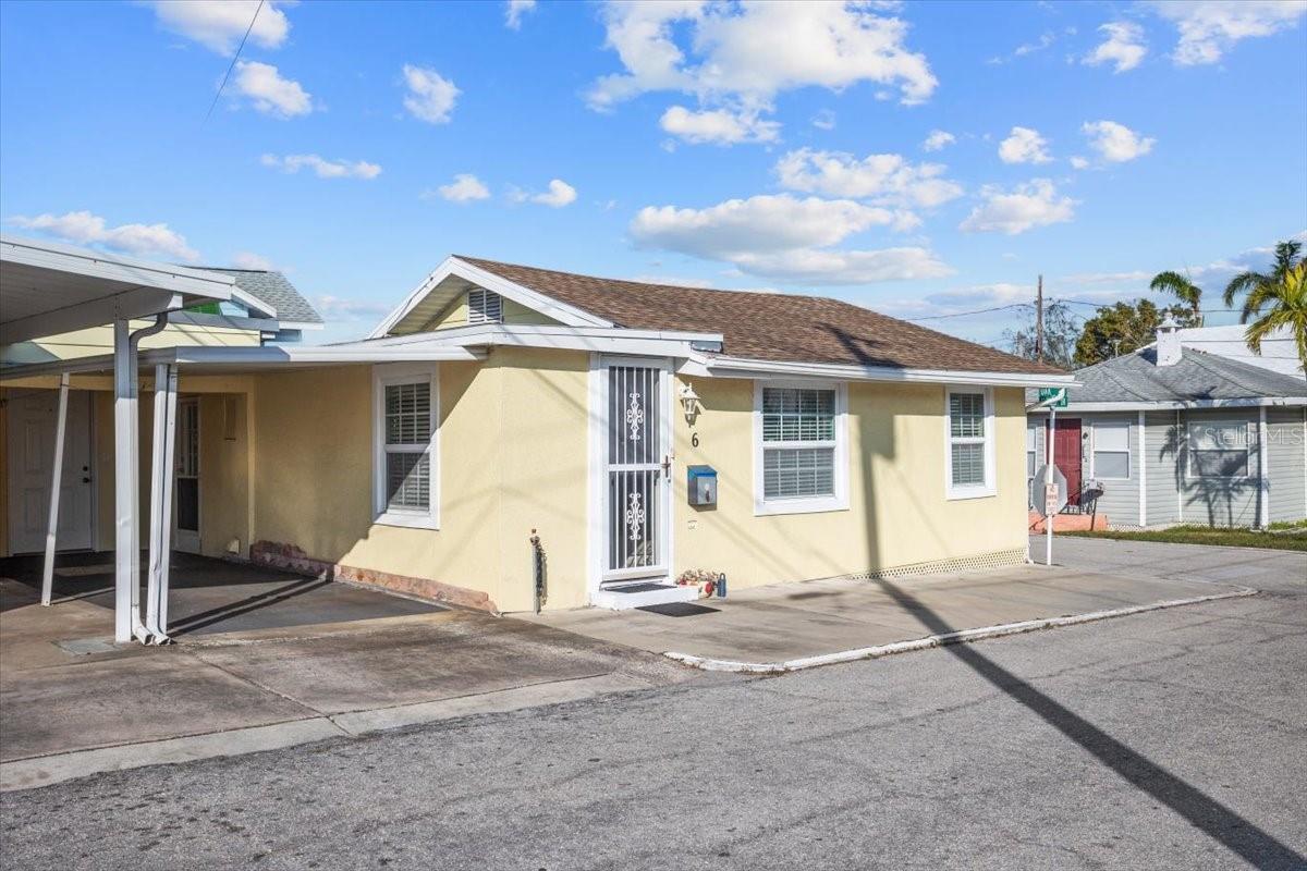 6 SEMINOLE DR, BRADENTON, FL