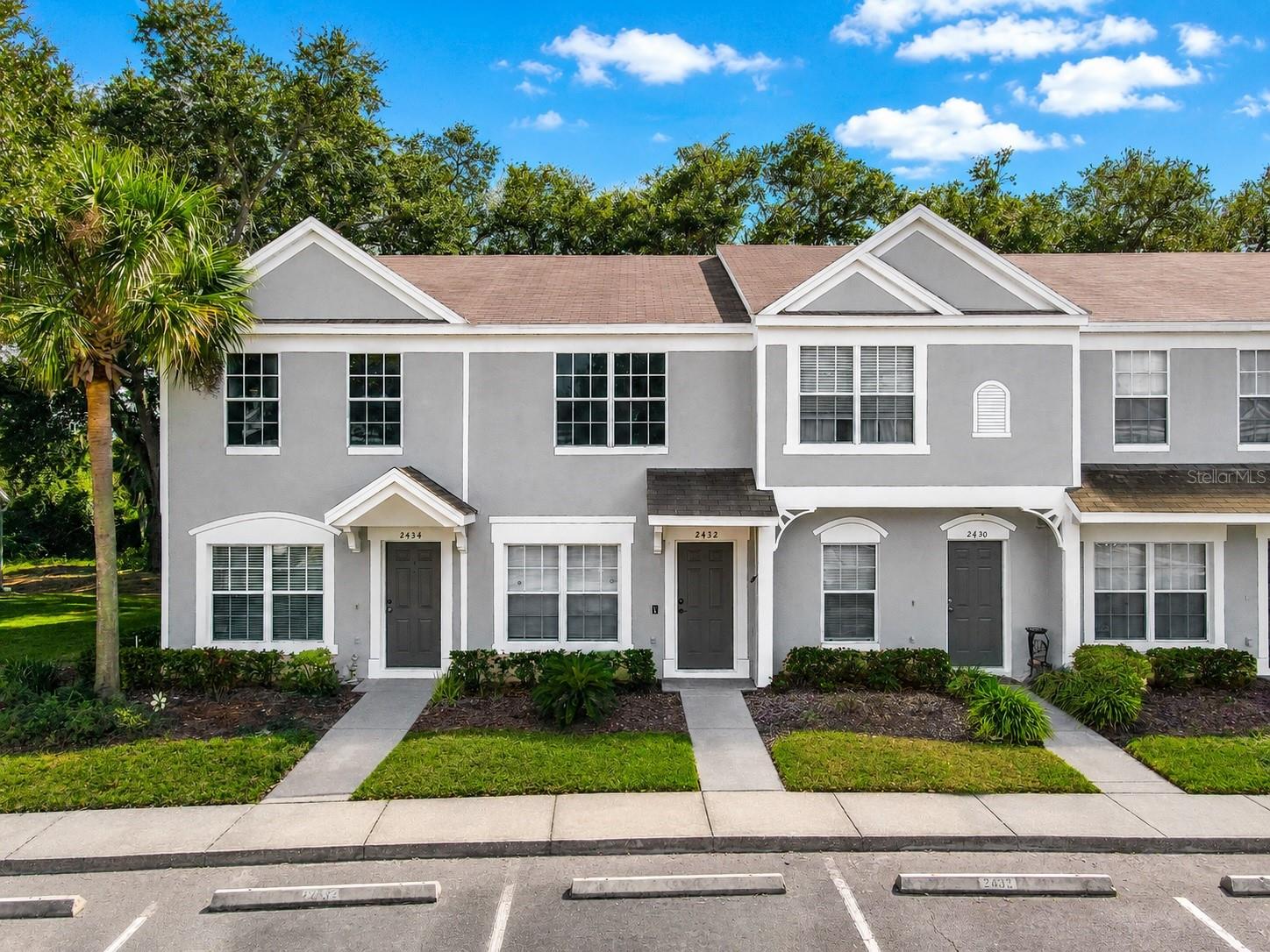 2432 LAKE WOODBERRY CIR, BRANDON, FL