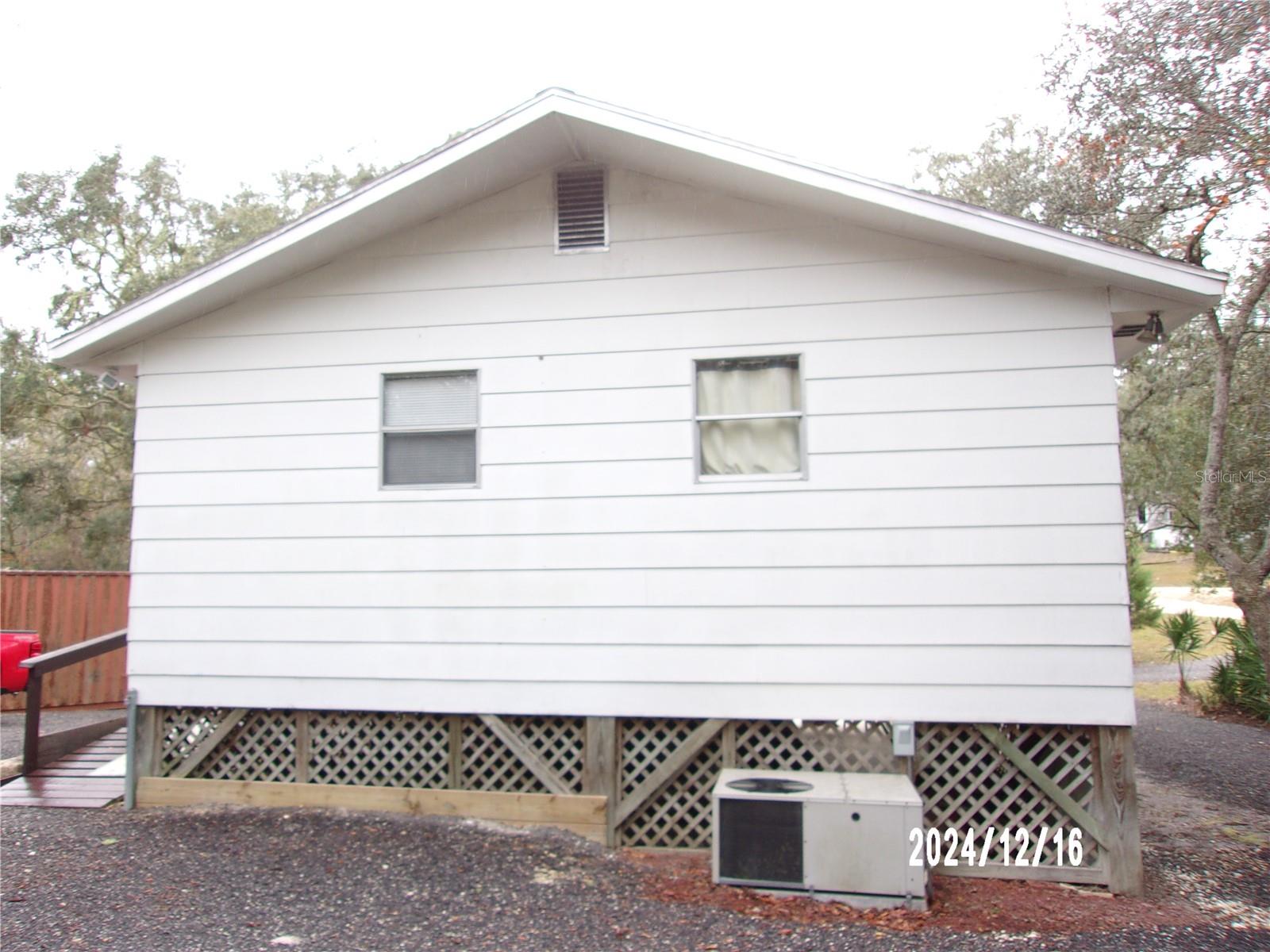 17935 SE 10TH PL, SILVER SPRINGS, FL — photo 5