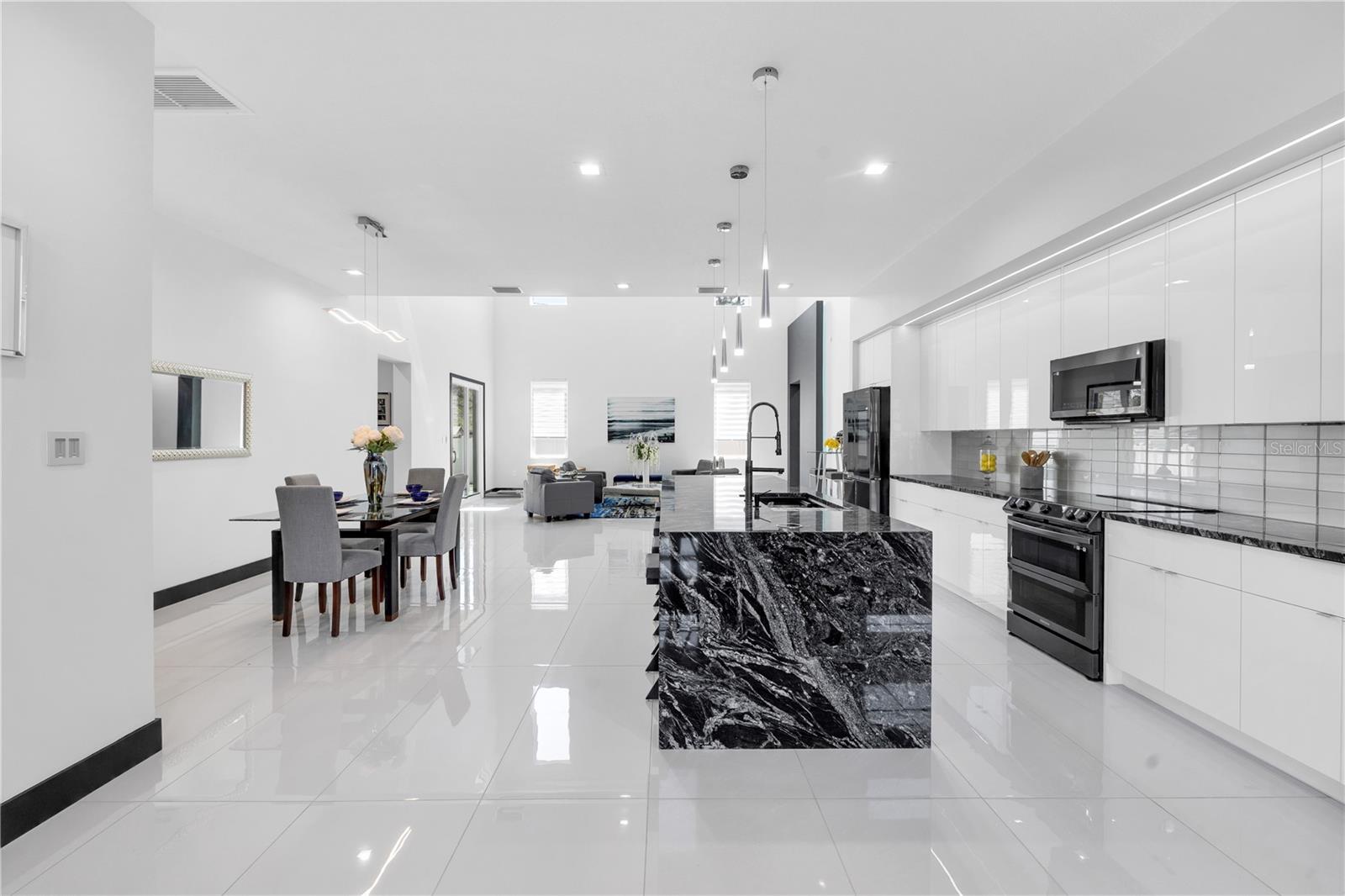 6524 6TH AVE N, ST PETERSBURG, FL — photo 11