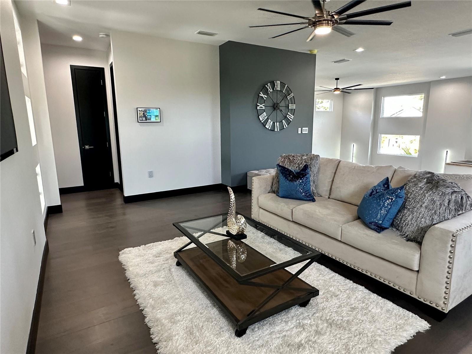 6524 6TH AVE N, ST PETERSBURG, FL — photo 25