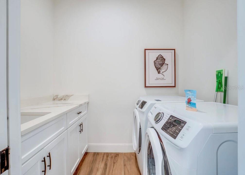 9403 GULF DR, ANNA MARIA, FL — photo 15