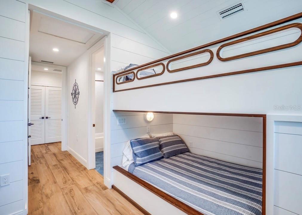 9403 GULF DR, ANNA MARIA, FL — photo 16