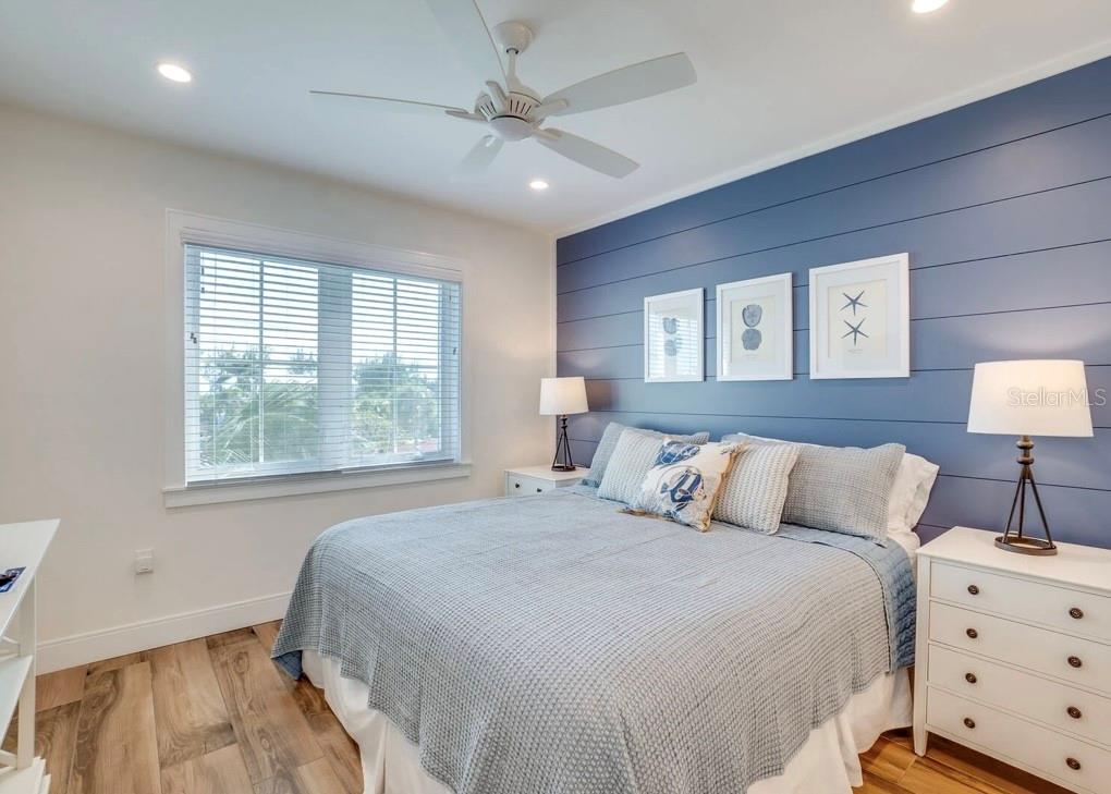 9403 GULF DR, ANNA MARIA, FL — photo 40