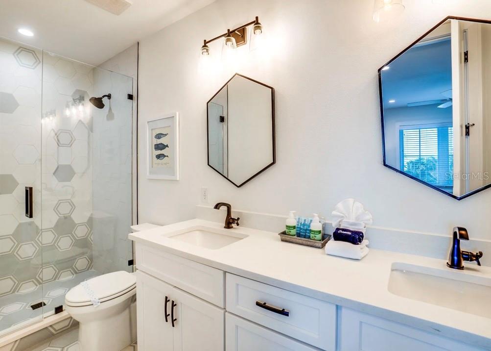 9403 GULF DR, ANNA MARIA, FL — photo 41