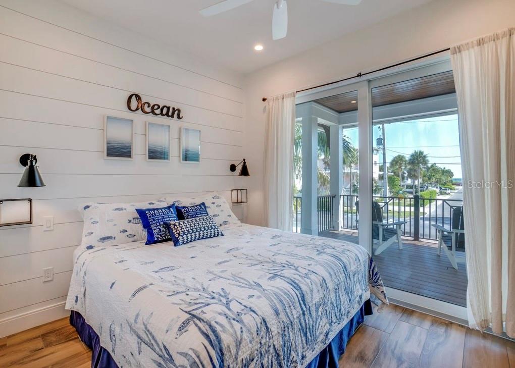 9403 GULF DR, ANNA MARIA, FL — photo 42