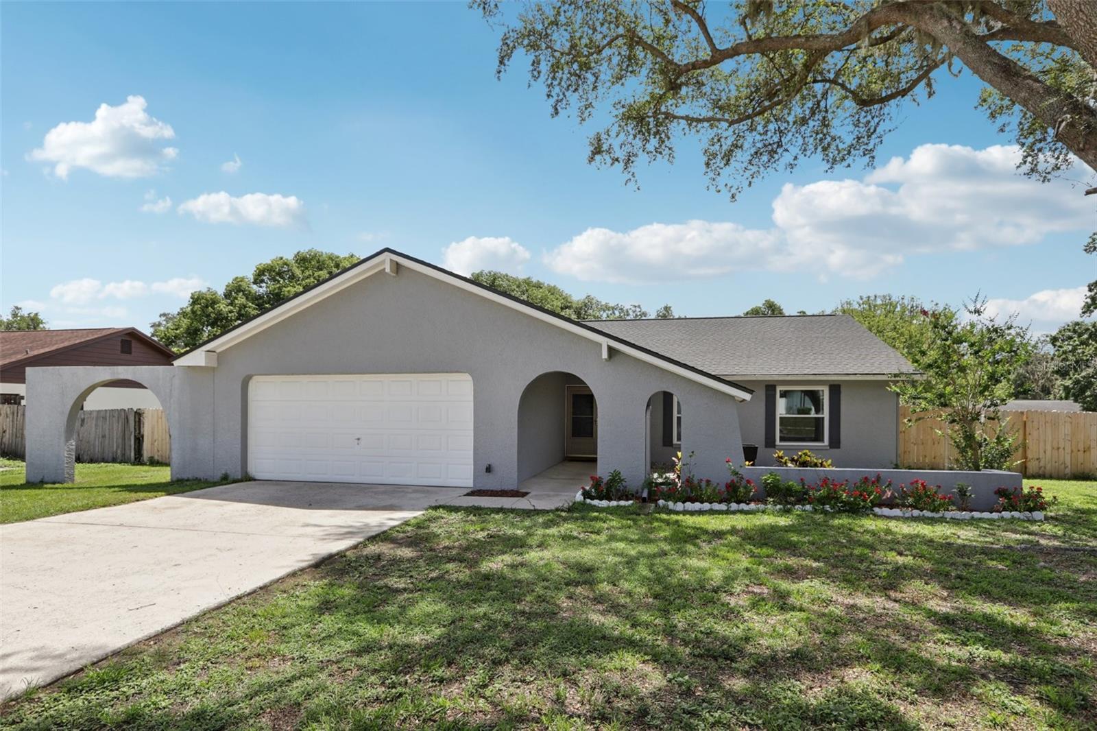 1009 BLACK KNIGHT DR, VALRICO, FL — photo 2